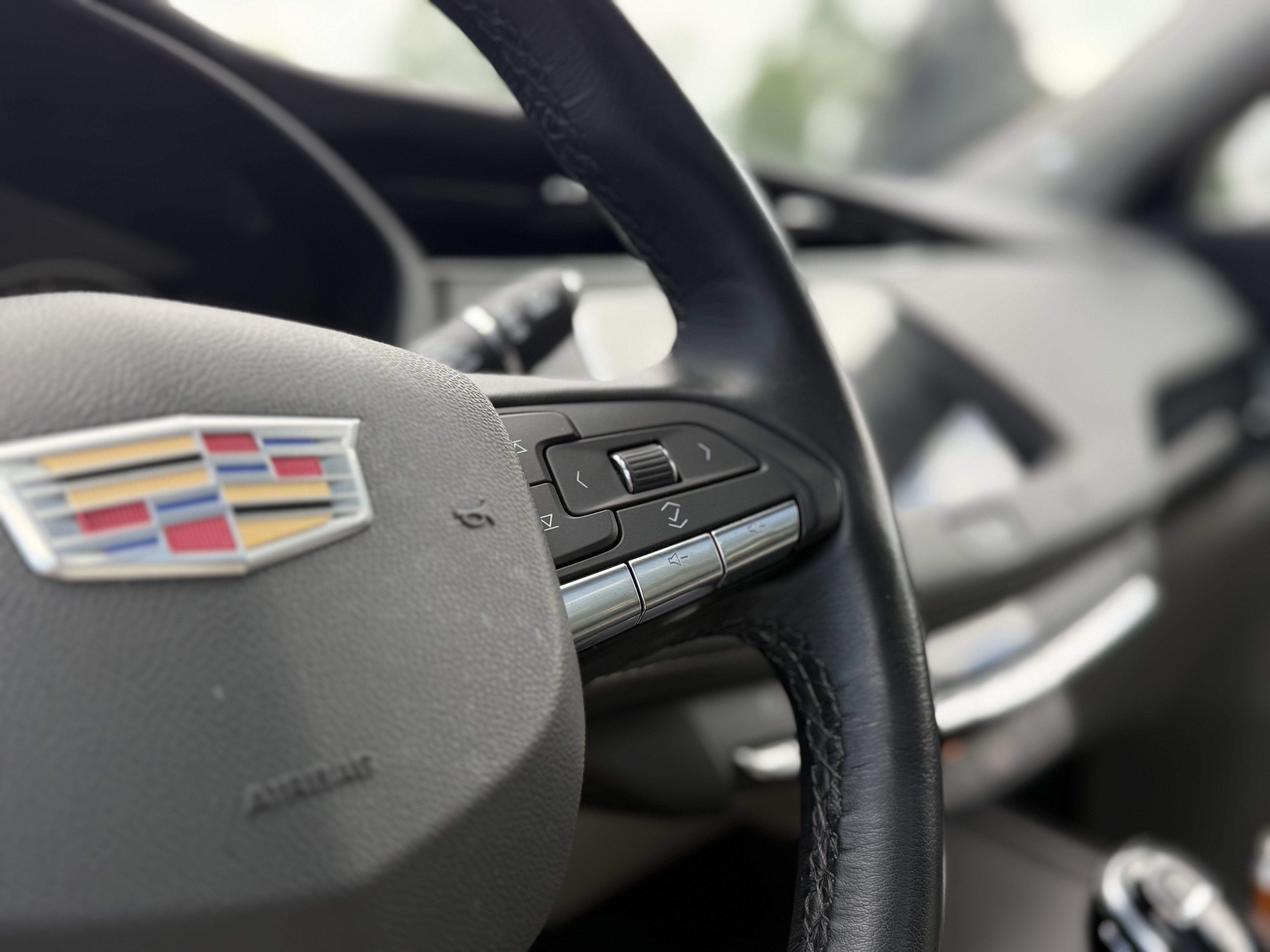 2020 Cadillac XT4 AWD Premium Luxury