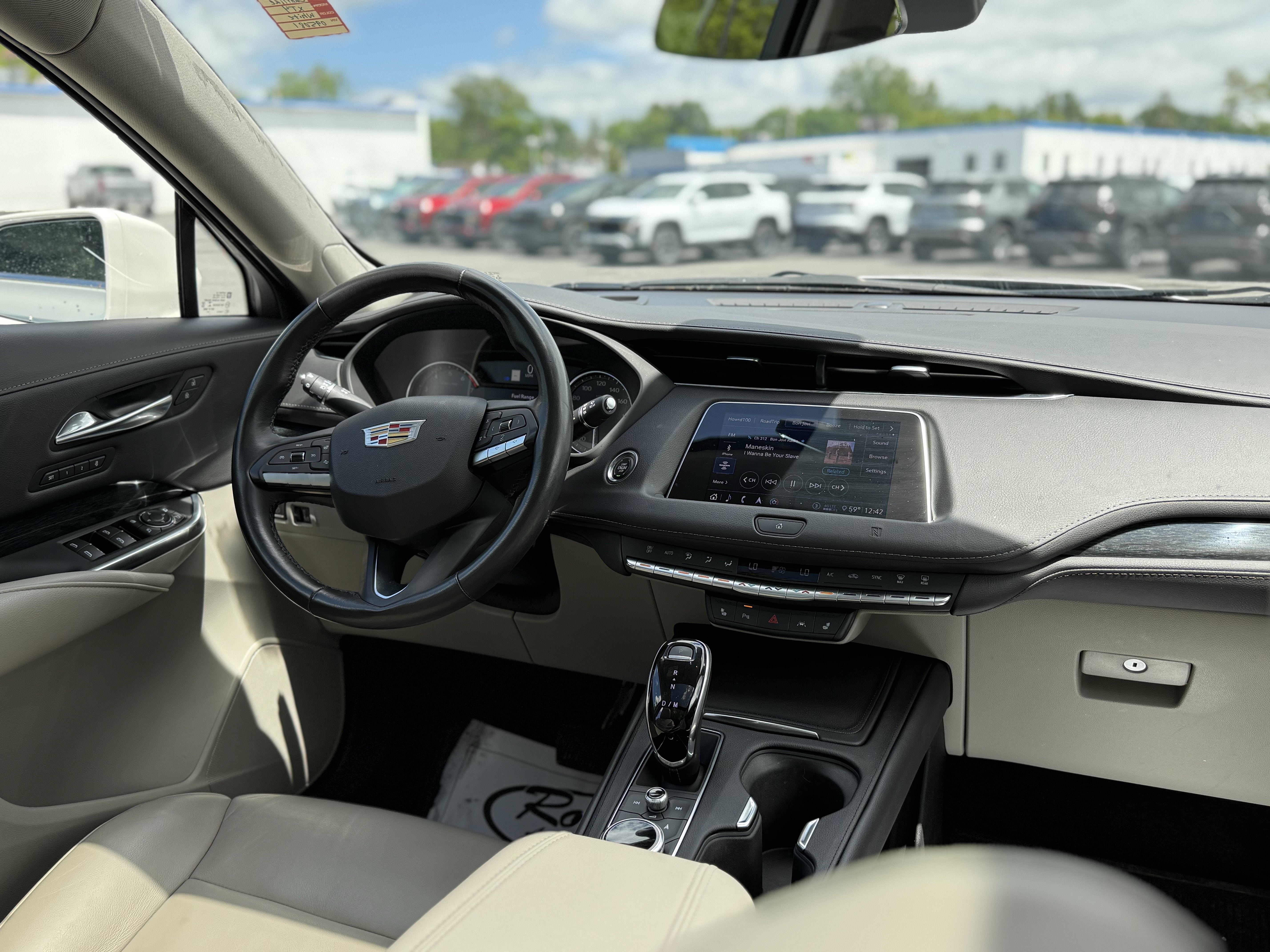 2020 Cadillac XT4 AWD Premium Luxury