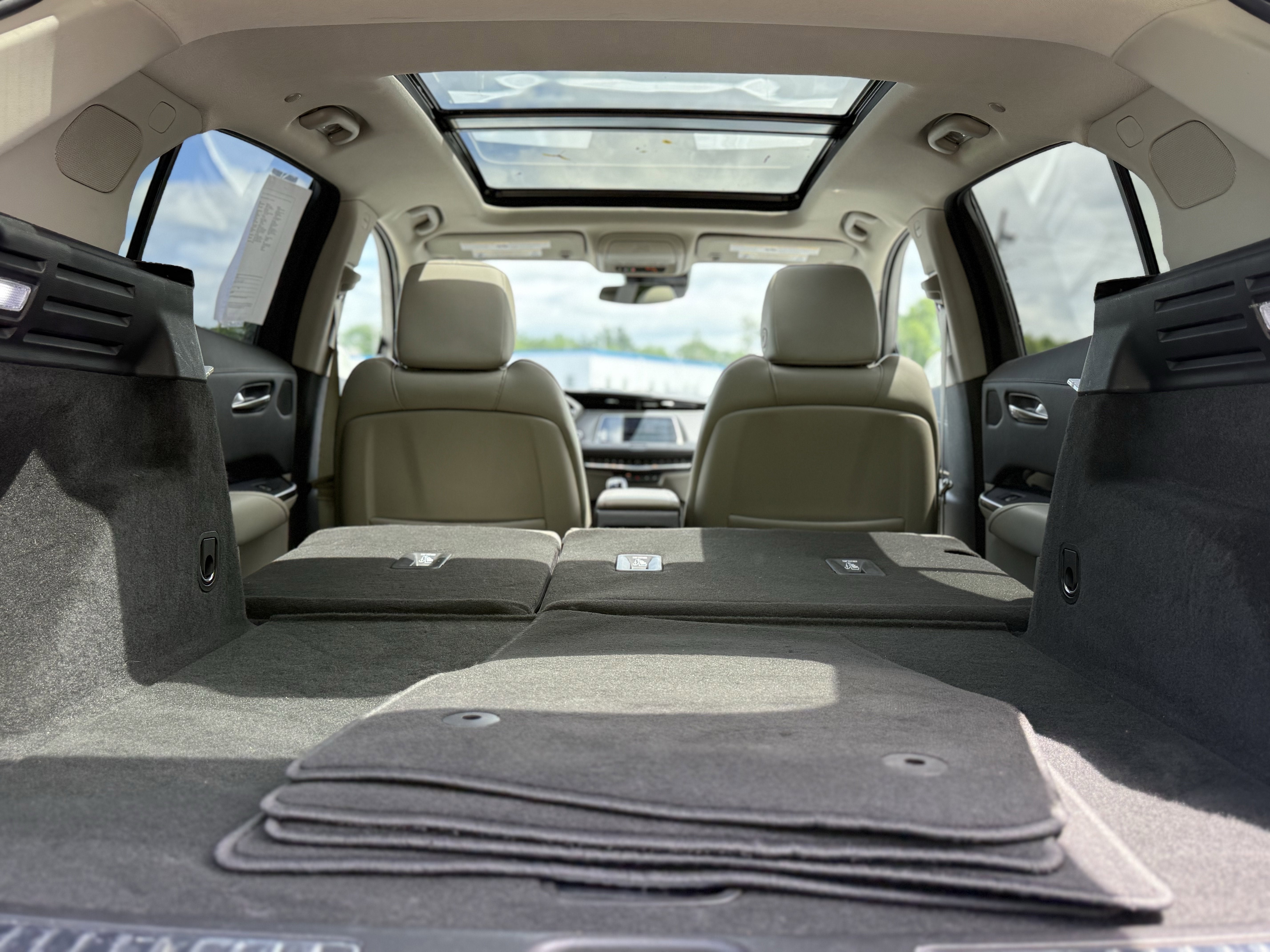2020 Cadillac XT4 AWD Premium Luxury