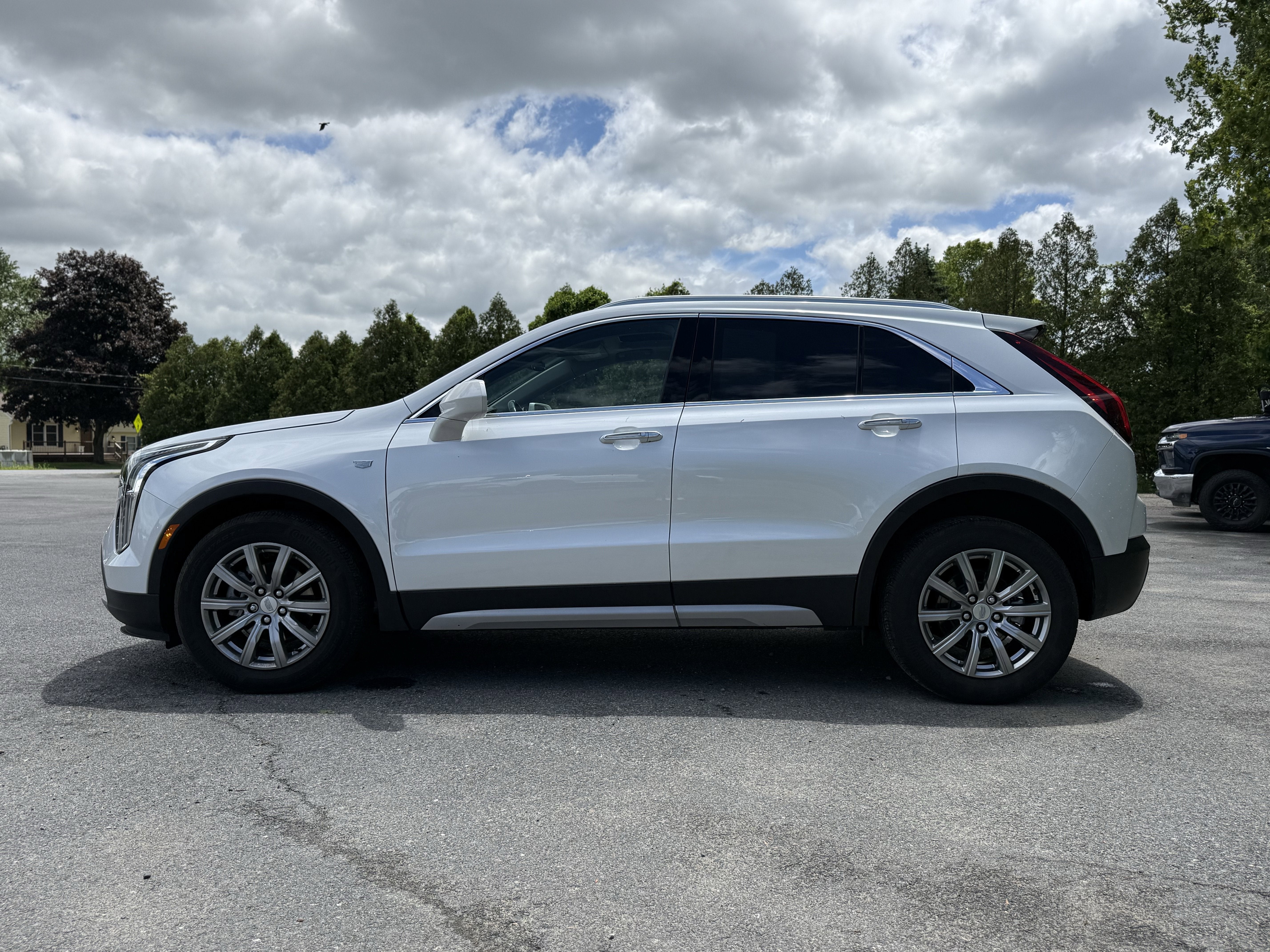 2020 Cadillac XT4 AWD Premium Luxury