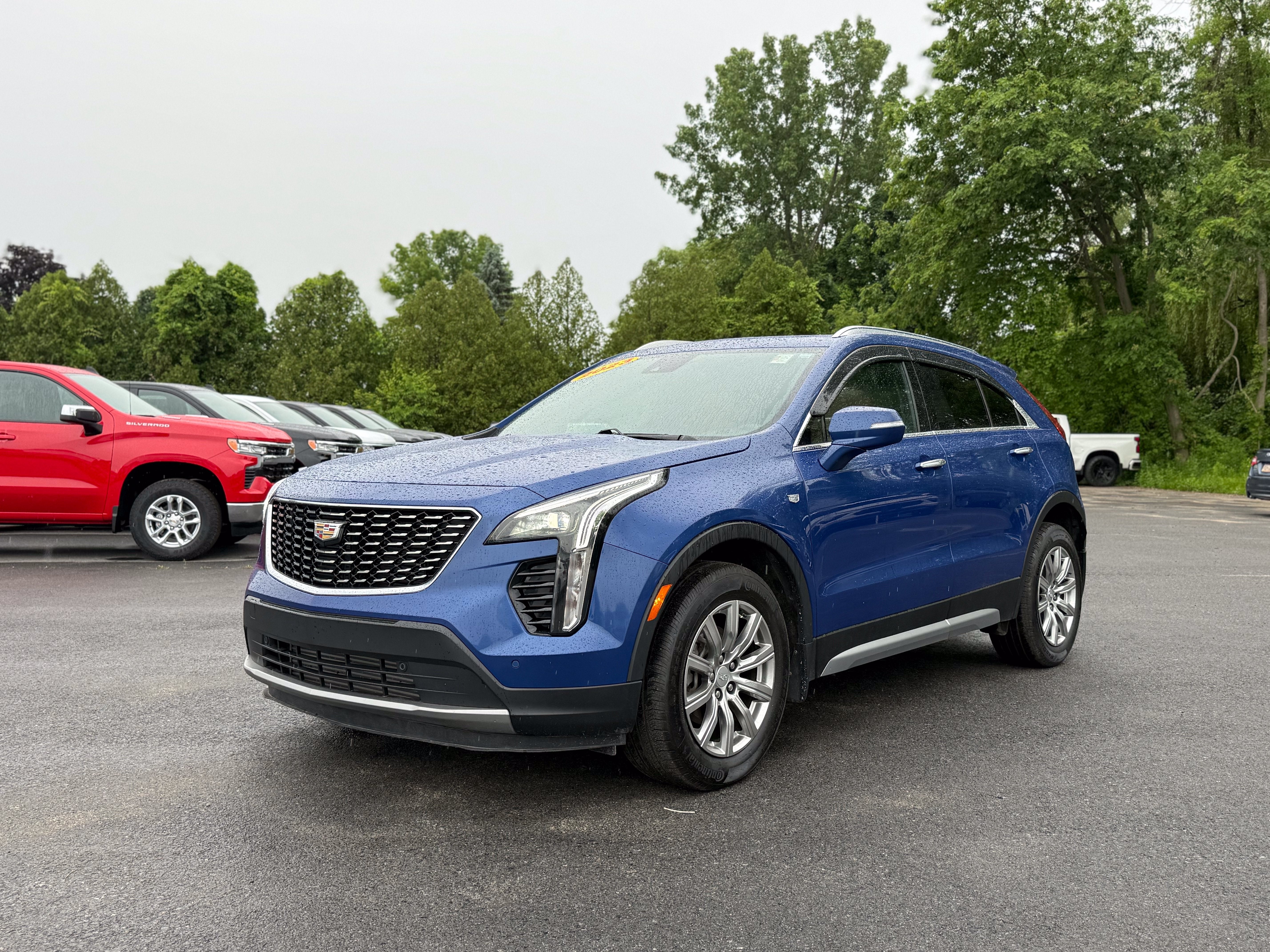 2023 Cadillac XT4 Premium Luxury