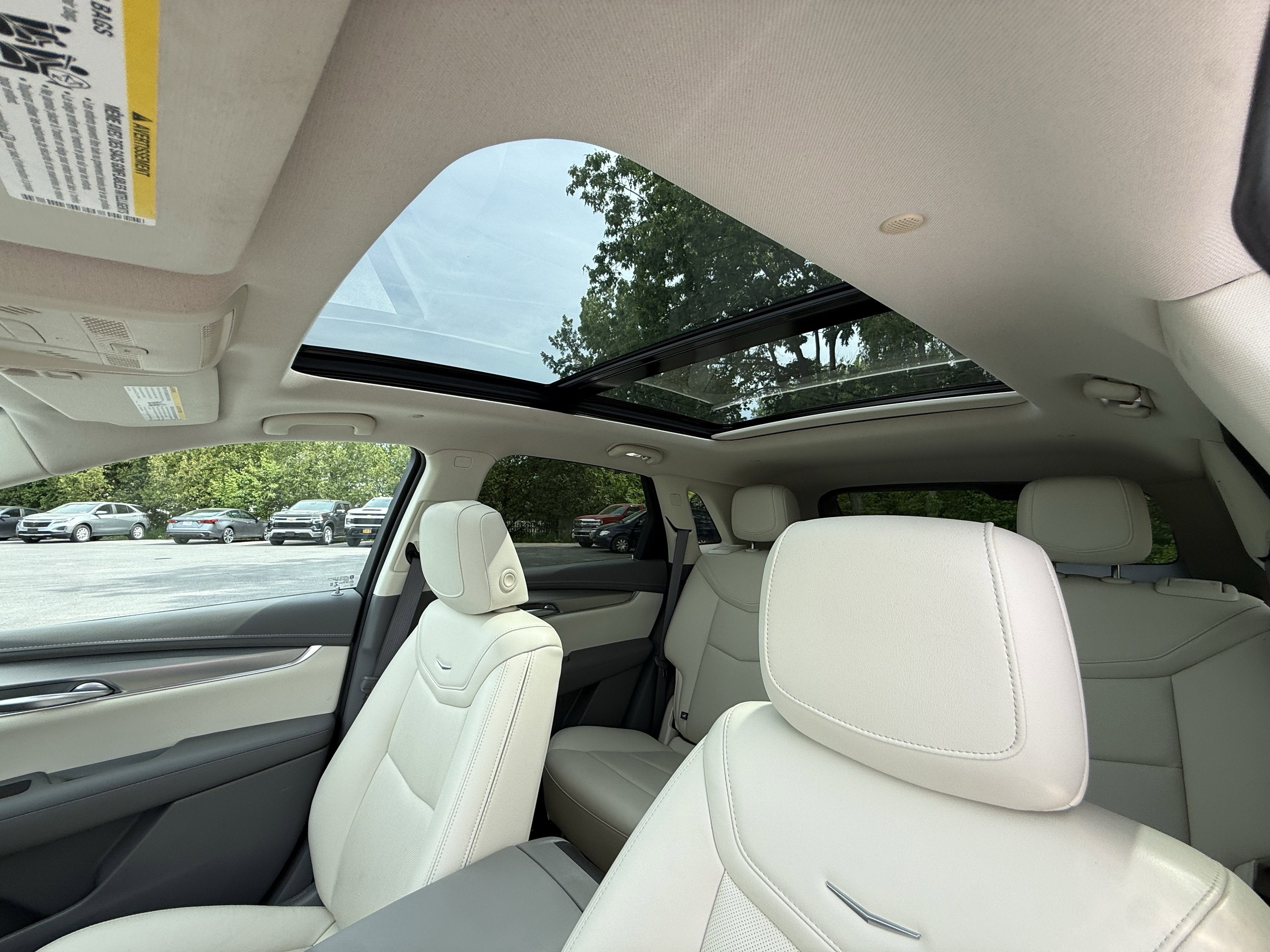 2022 Cadillac XT5 Premium Luxury