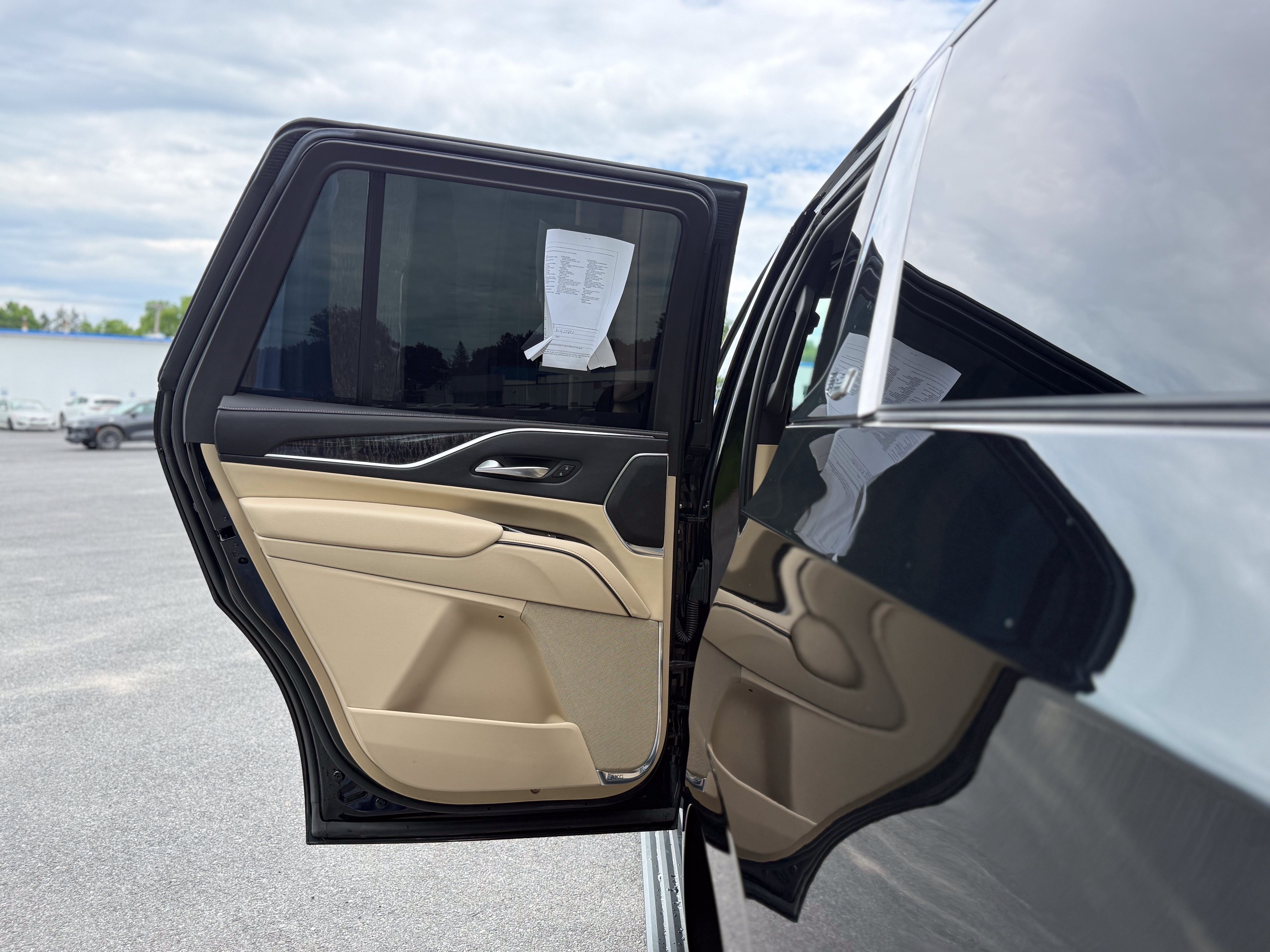 2022 Cadillac Escalade Premium Luxury