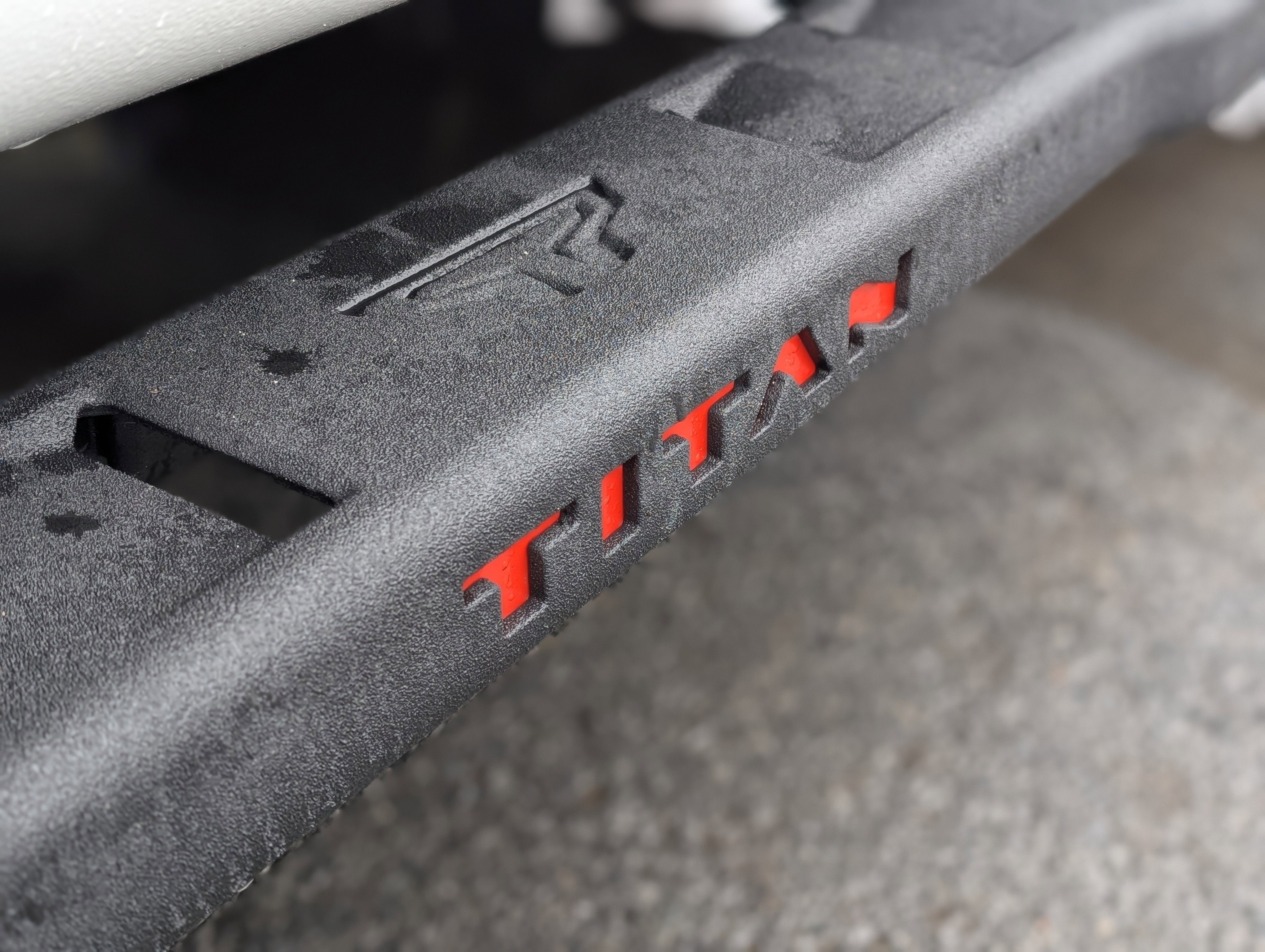 2024 Nissan TITAN Crew Cab PRO-4X 4x4