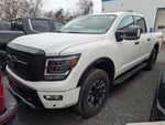 2024 Nissan TITAN Crew Cab PRO-4X 4x4