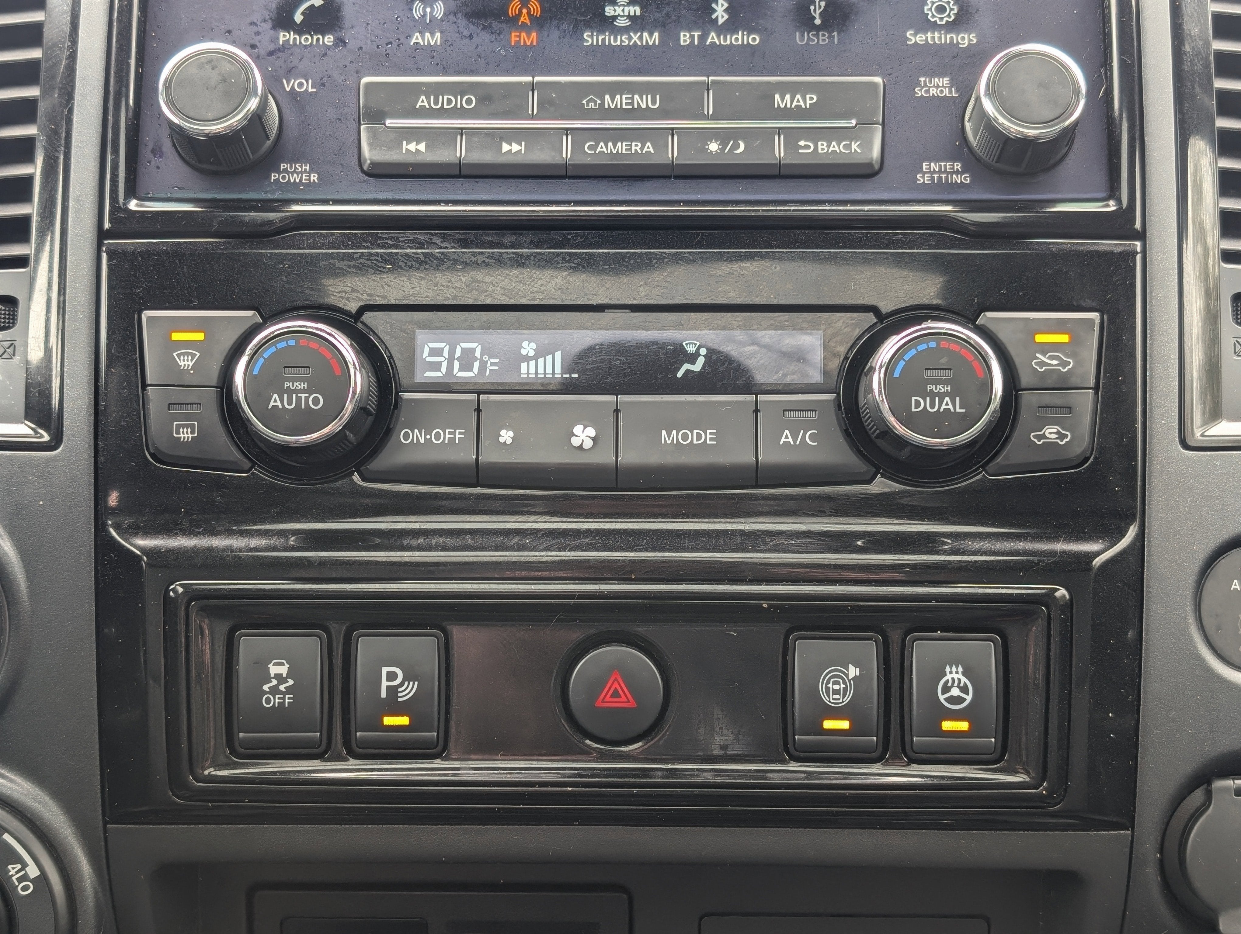 2024 Nissan TITAN Crew Cab PRO-4X 4x4