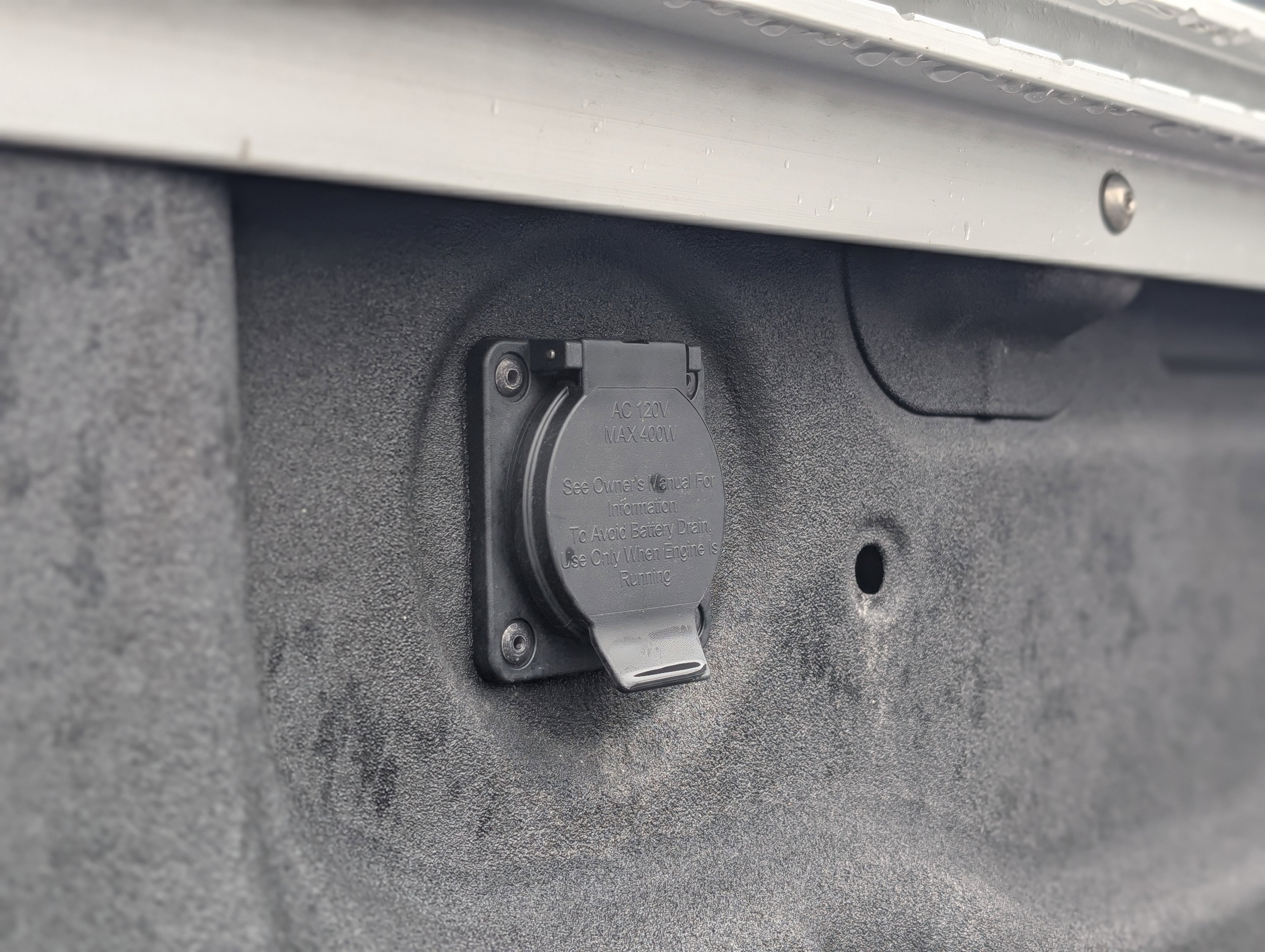 2024 Nissan TITAN Crew Cab PRO-4X 4x4