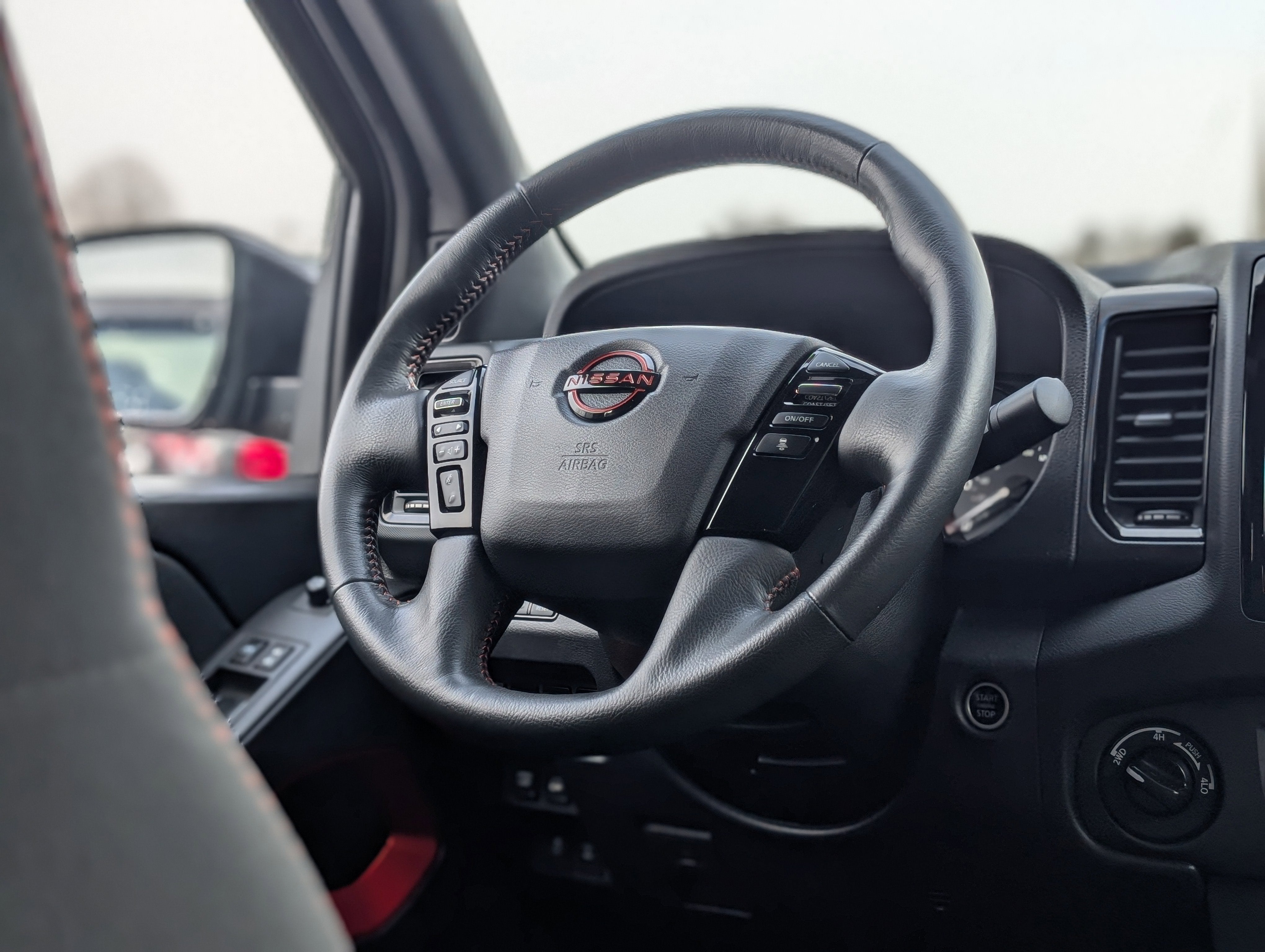 2023 Nissan Frontier Crew Cab PRO-4X 4x4