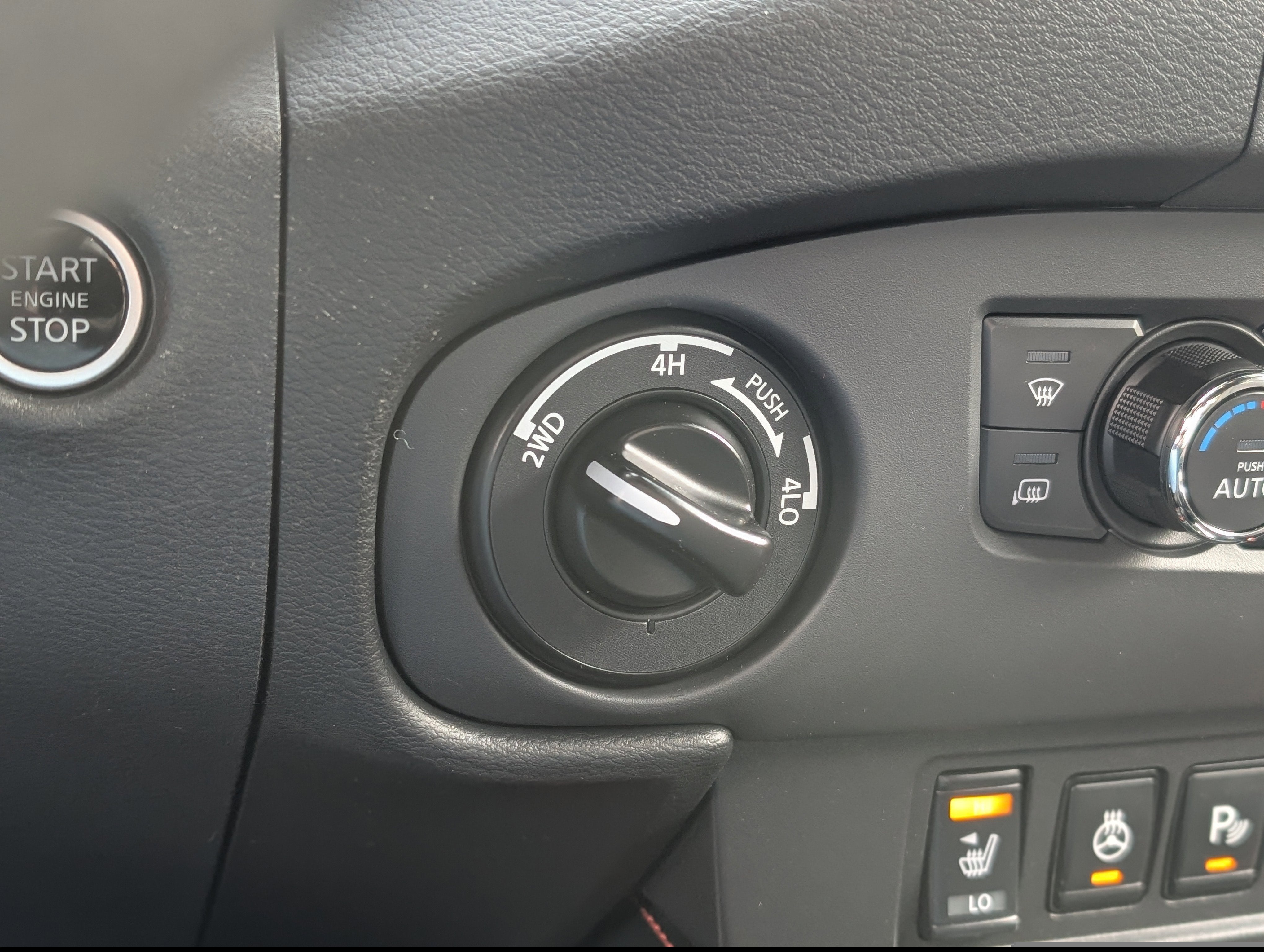 2023 Nissan Frontier Crew Cab PRO-4X 4x4