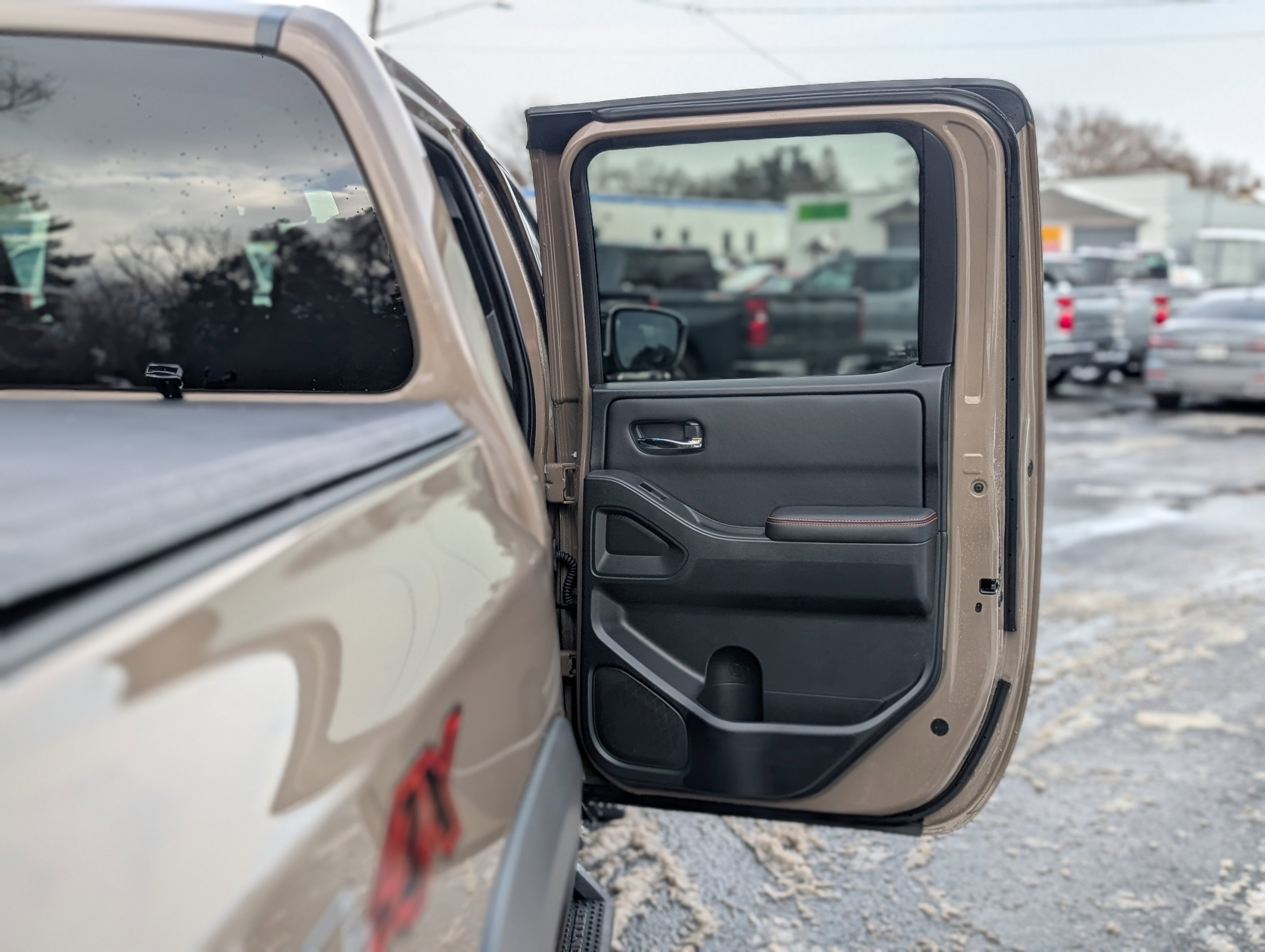 2023 Nissan Frontier Crew Cab PRO-4X 4x4