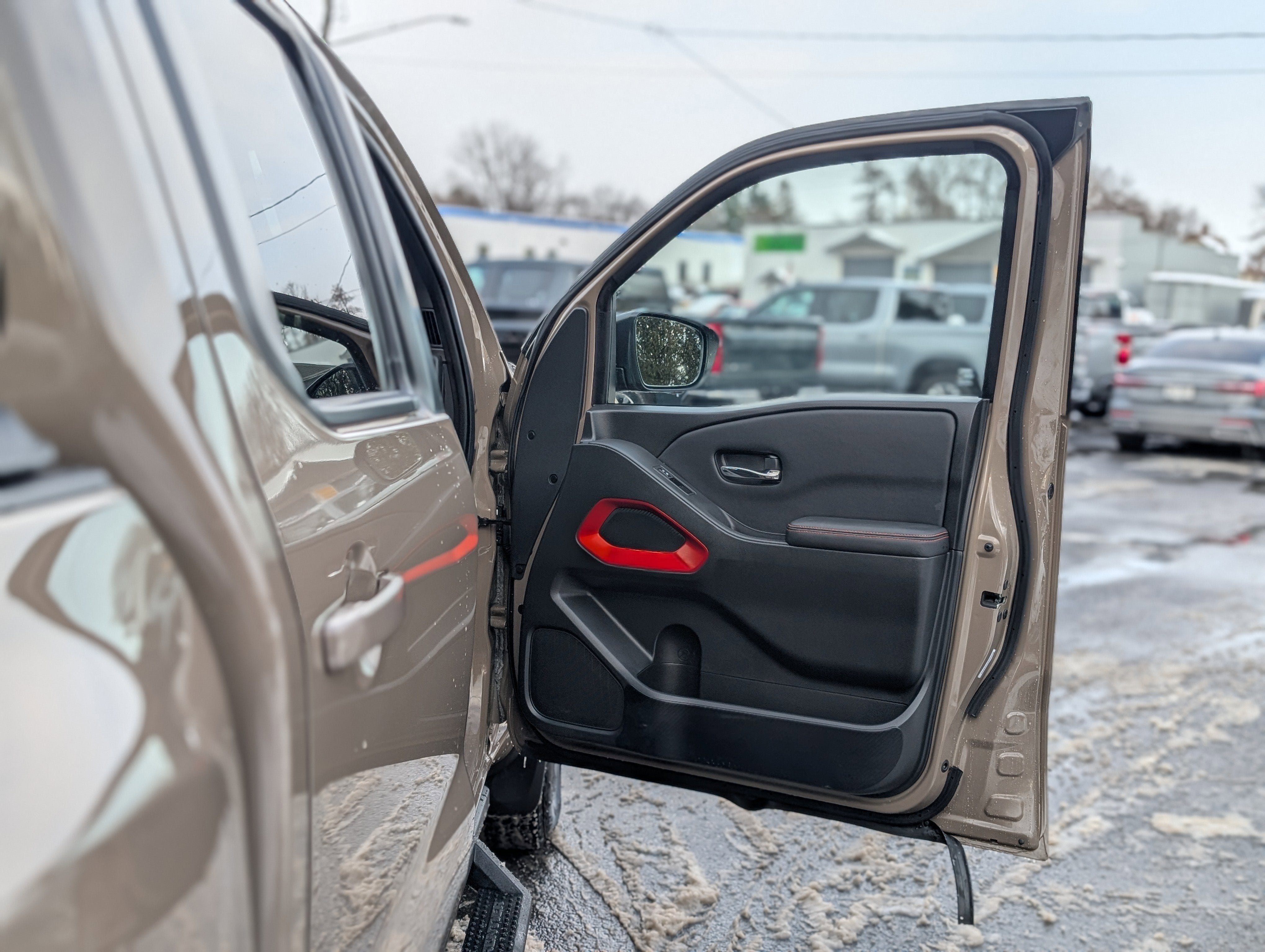 2023 Nissan Frontier Crew Cab PRO-4X 4x4