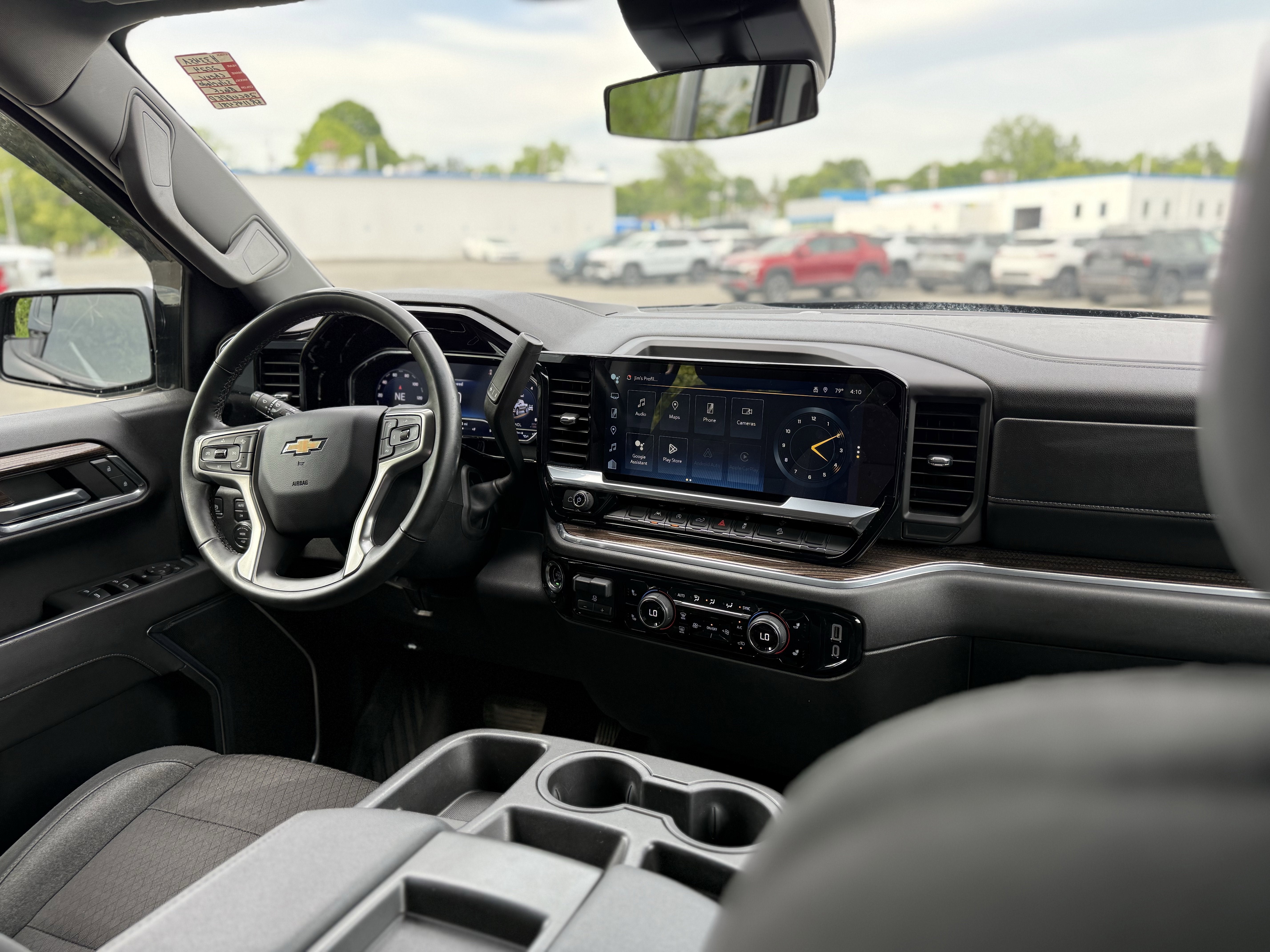 2024 Chevrolet Silverado 1500 LT