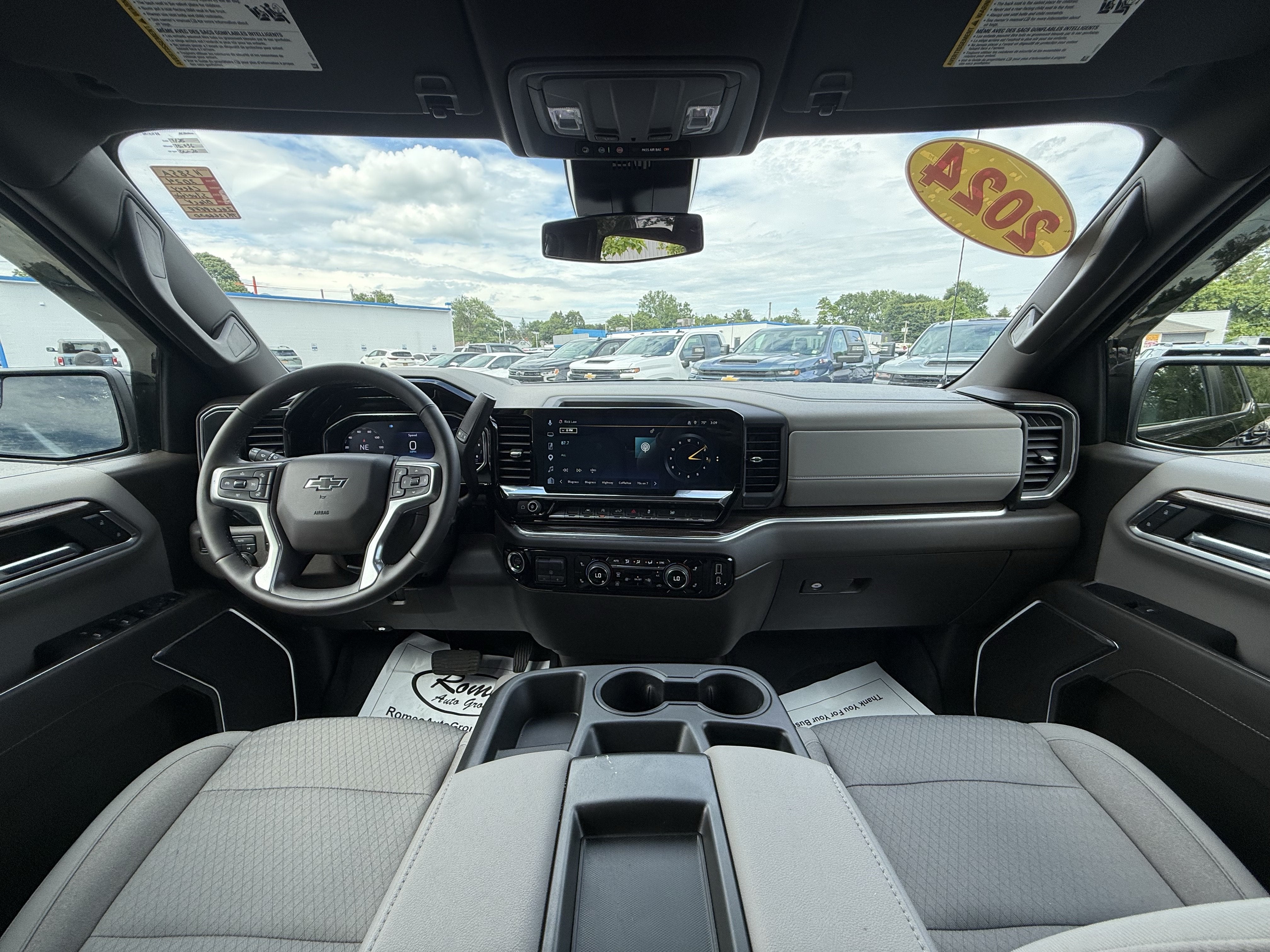 2024 Chevrolet Silverado 1500 RST