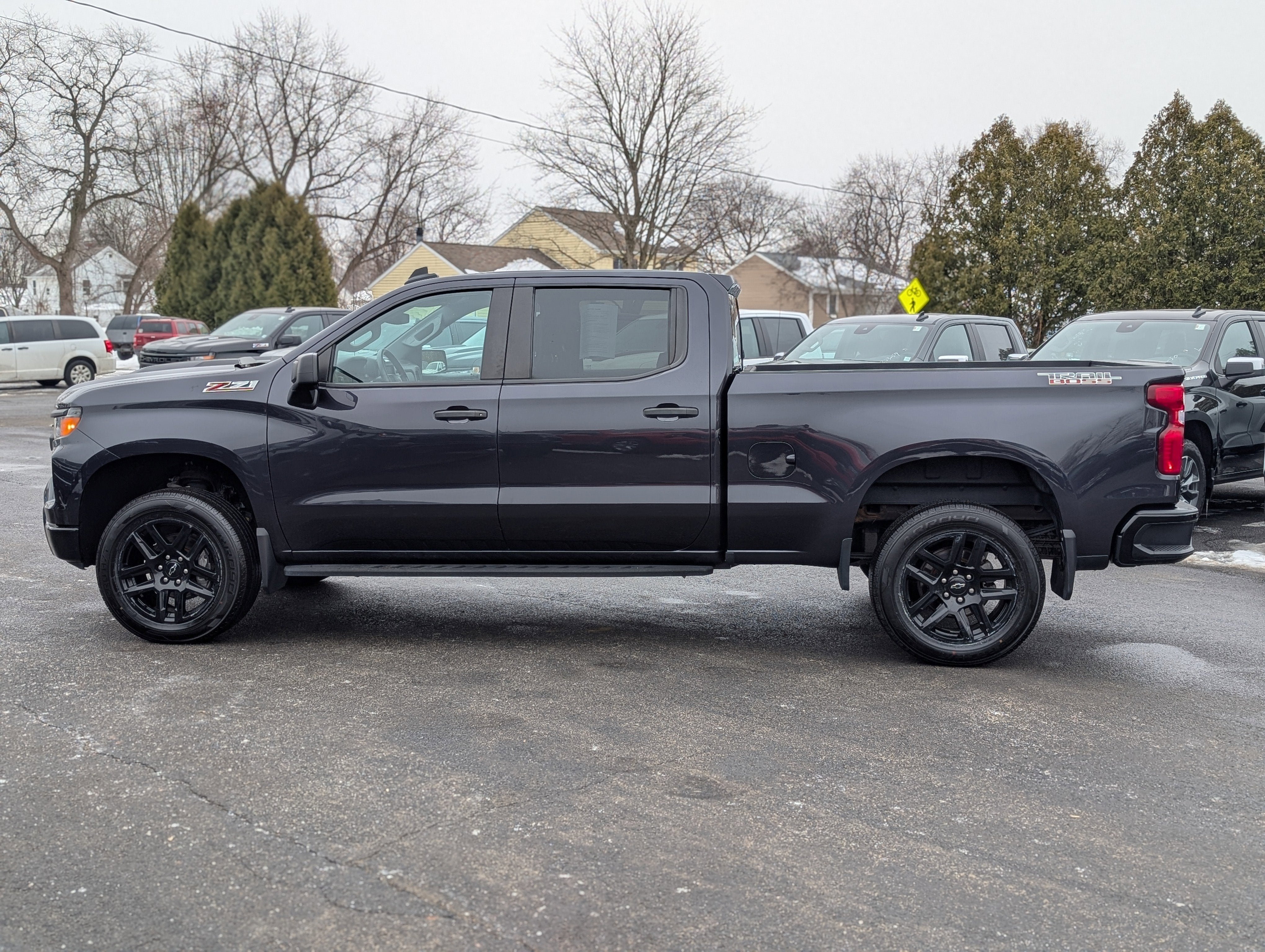 2023 Chevrolet Silverado 1500 Custom Trail Boss