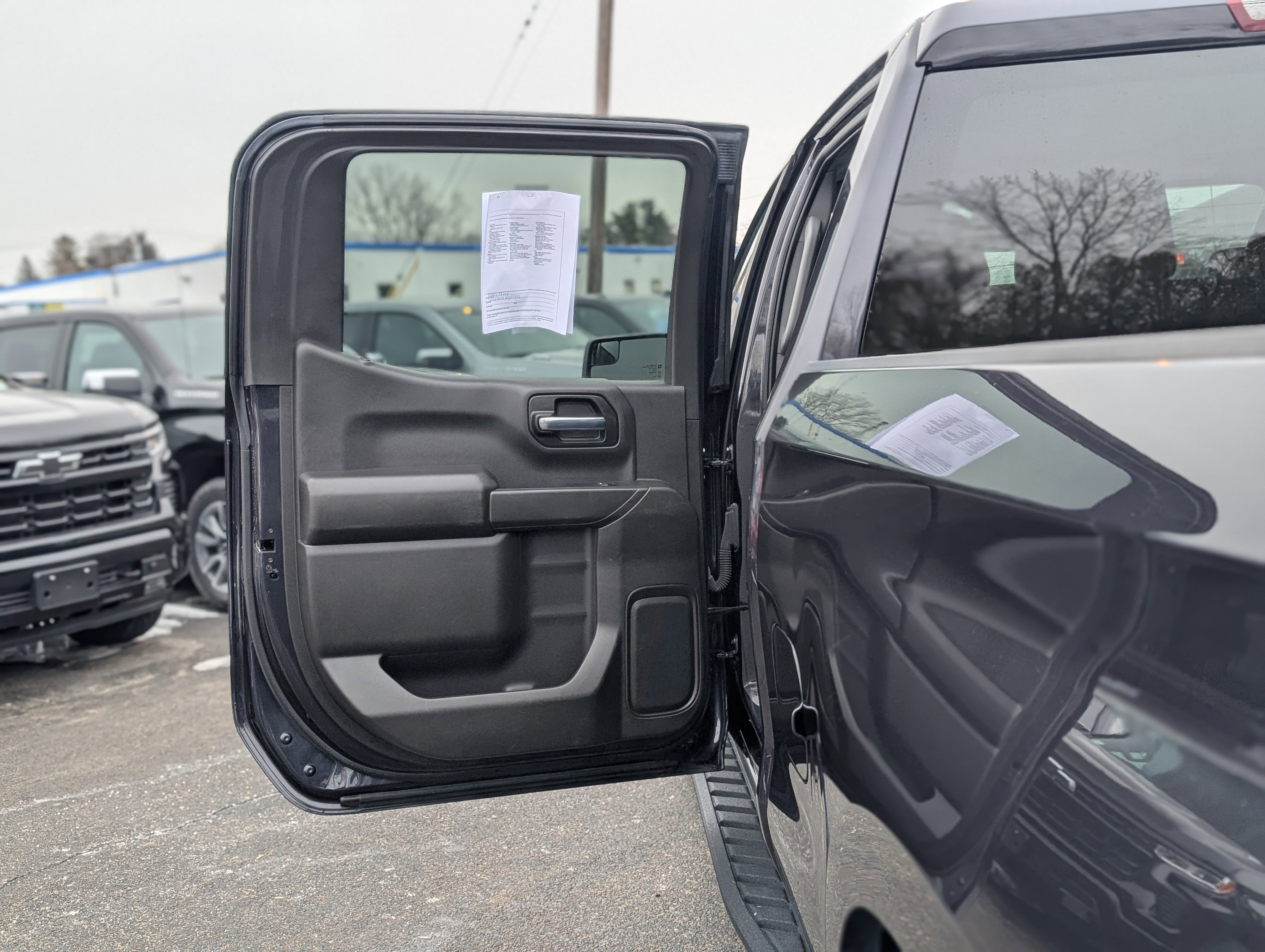 2023 Chevrolet Silverado 1500 Custom Trail Boss
