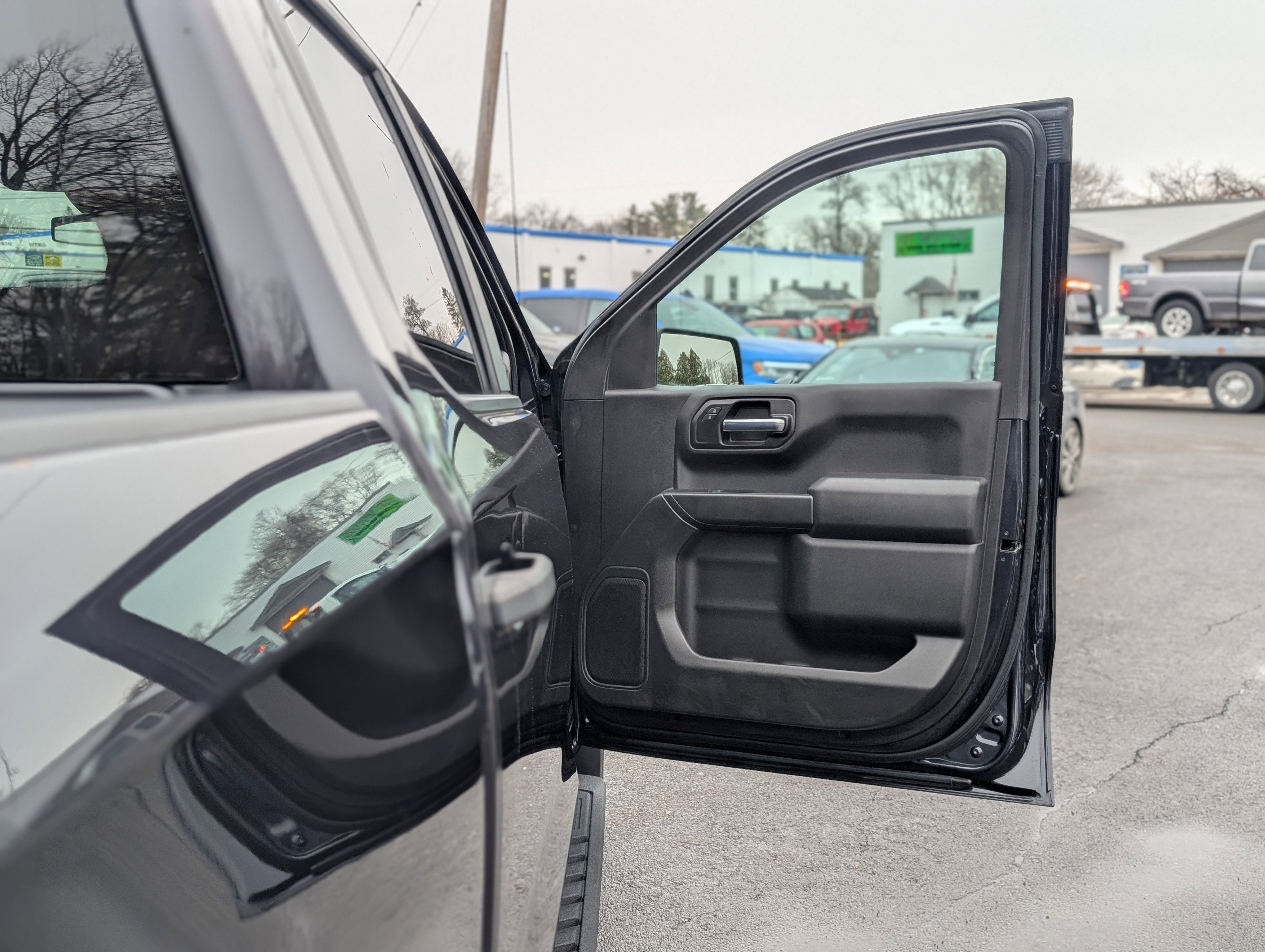 2023 Chevrolet Silverado 1500 Custom Trail Boss