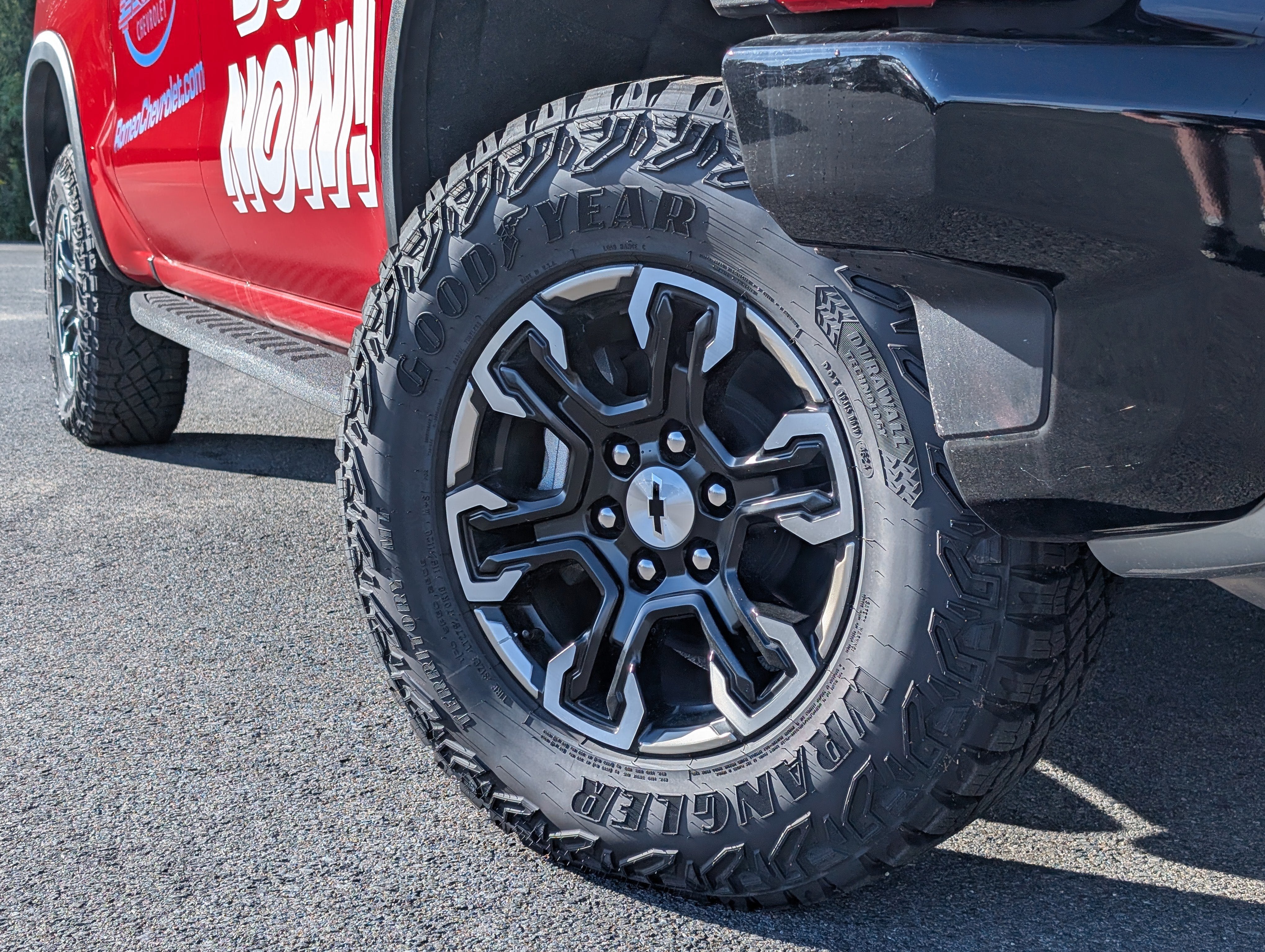 2025 Chevrolet Silverado 1500 ZR2