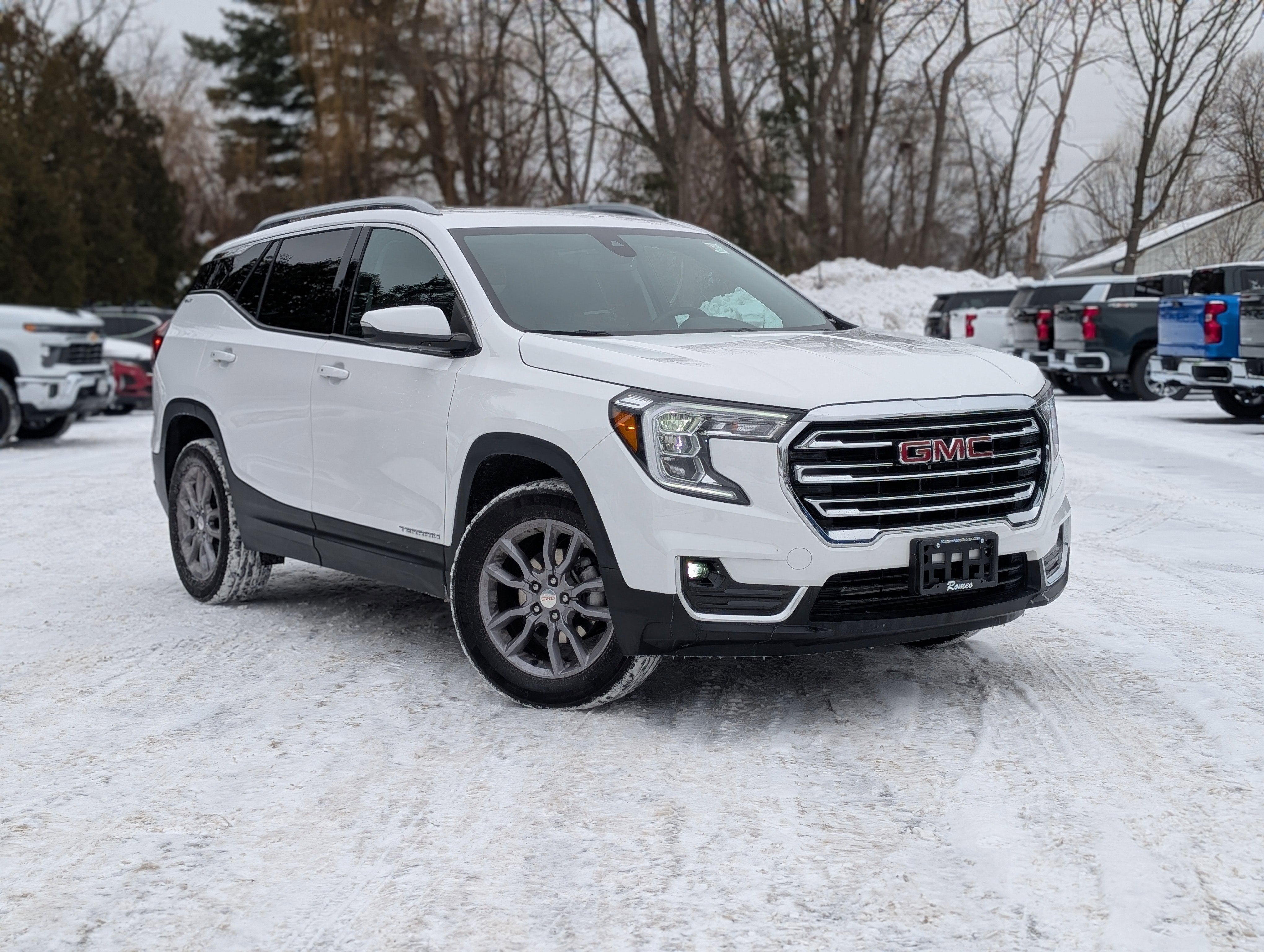 2024 GMC Terrain SLT