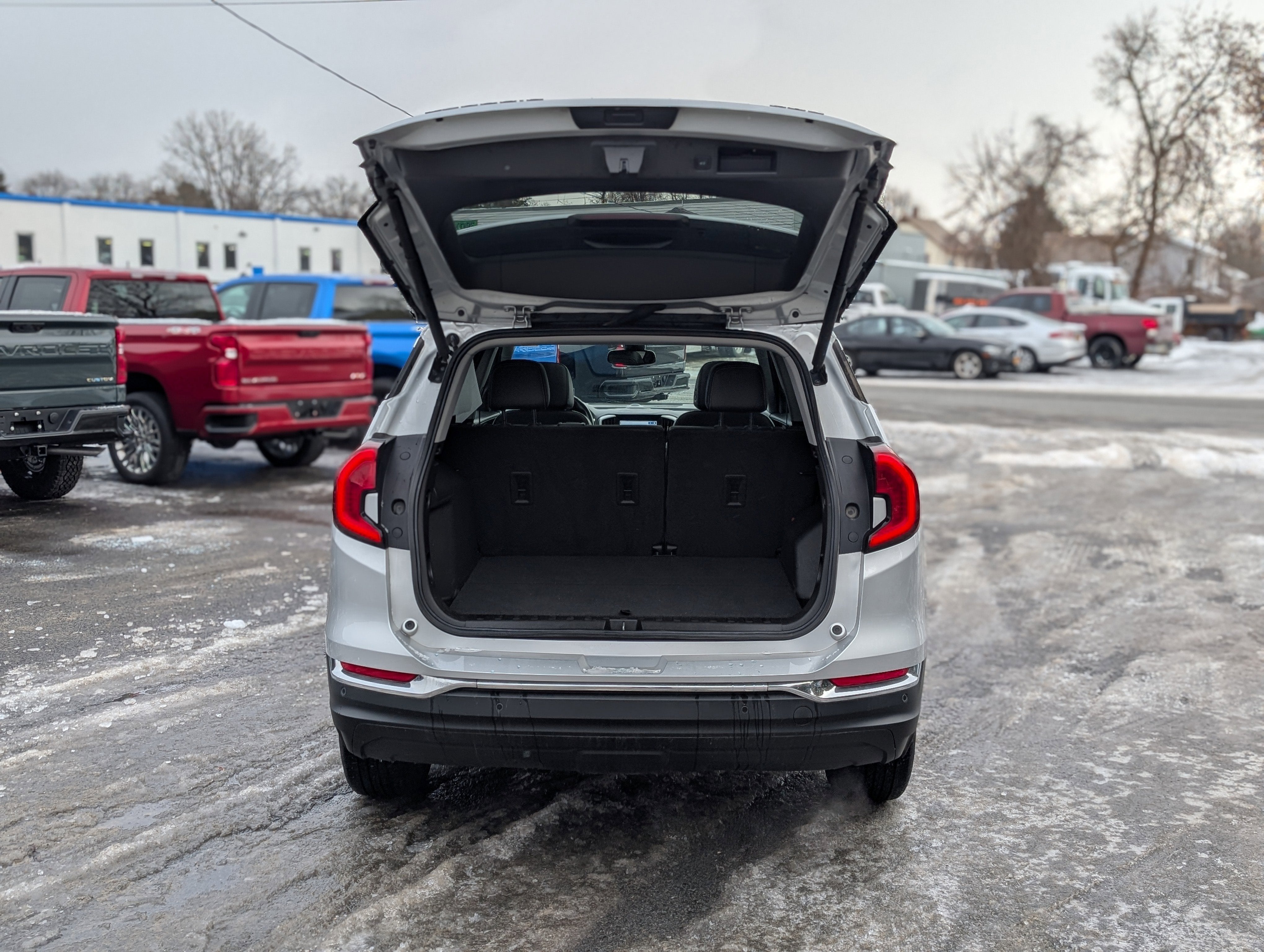 2022 GMC Terrain SLT