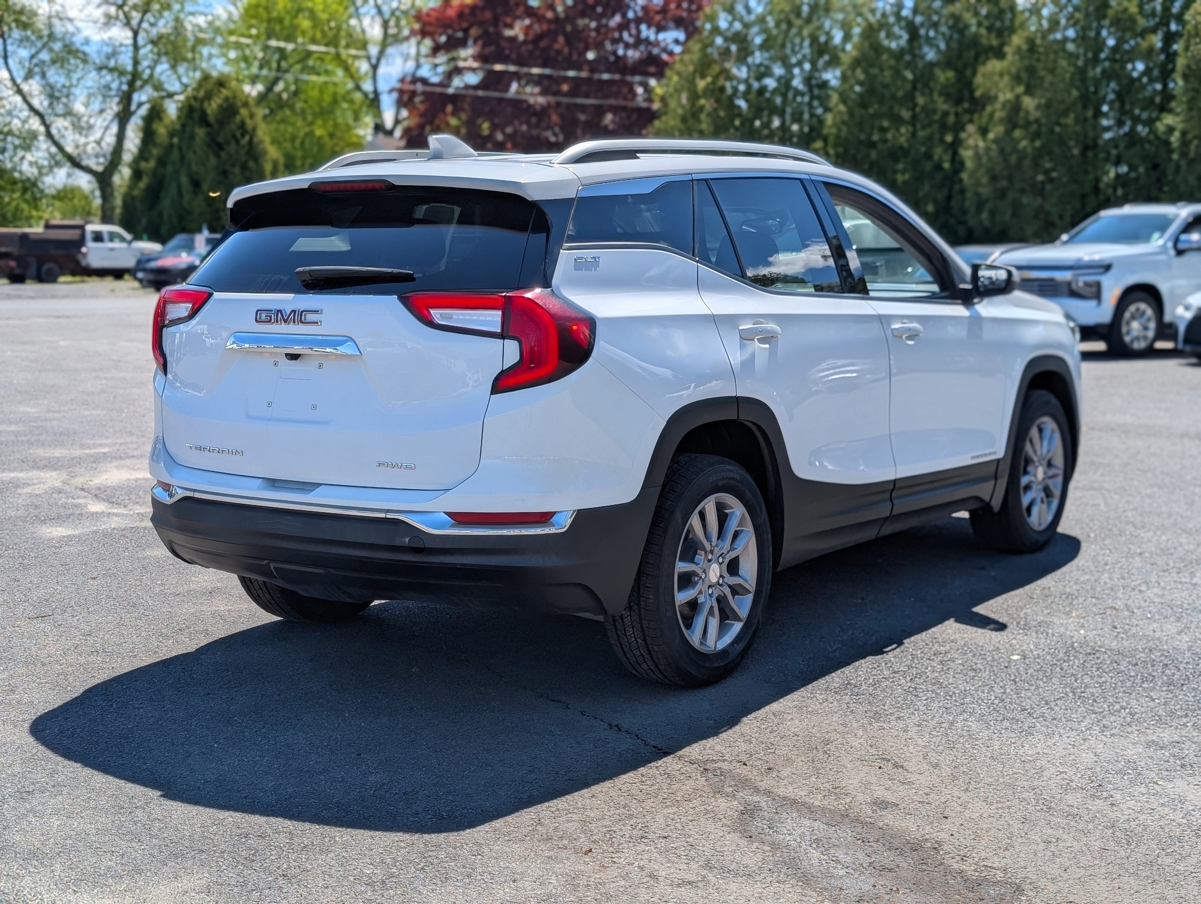 2022 GMC Terrain SLT