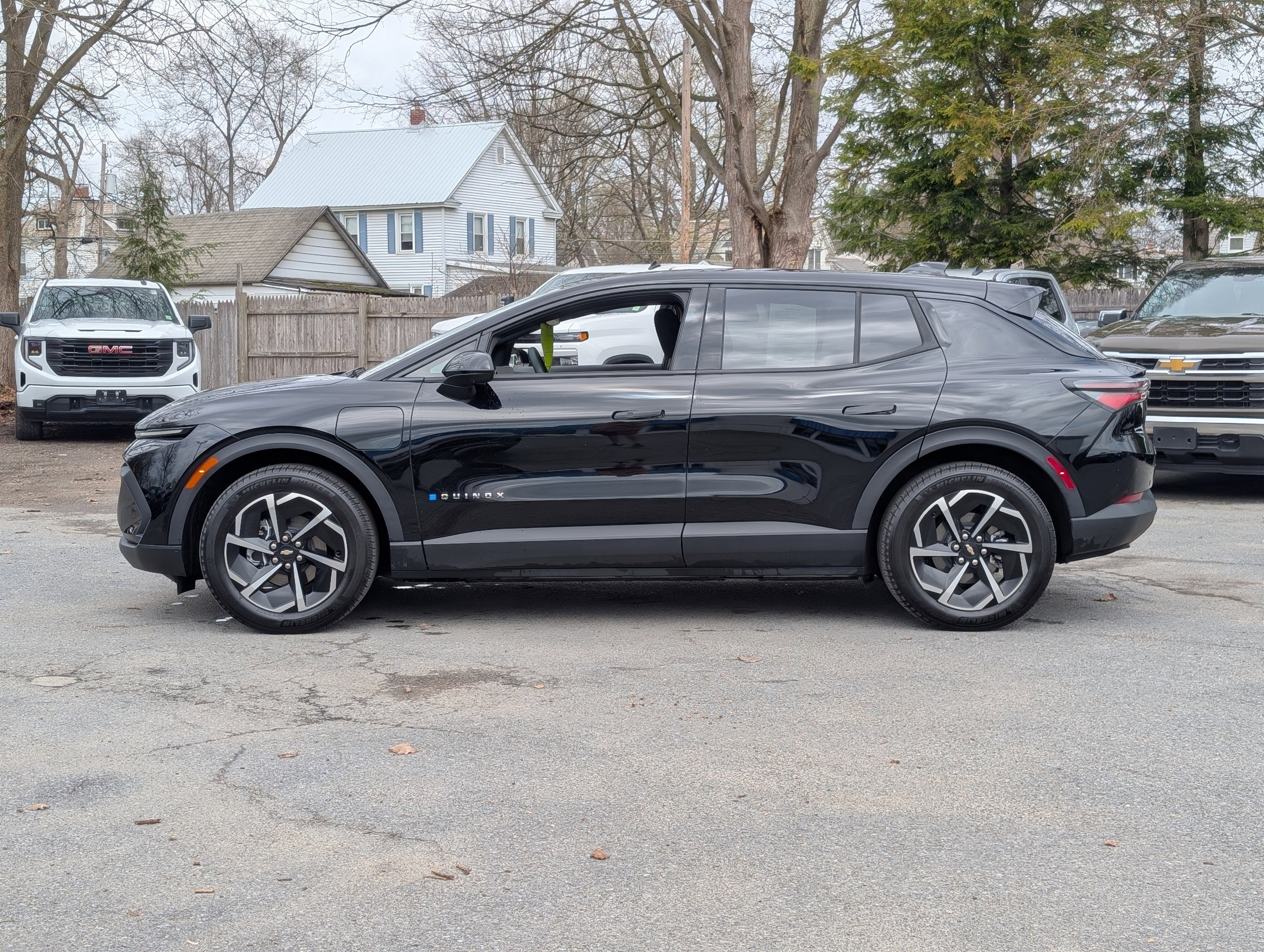 2025 Chevrolet Equinox EV LT