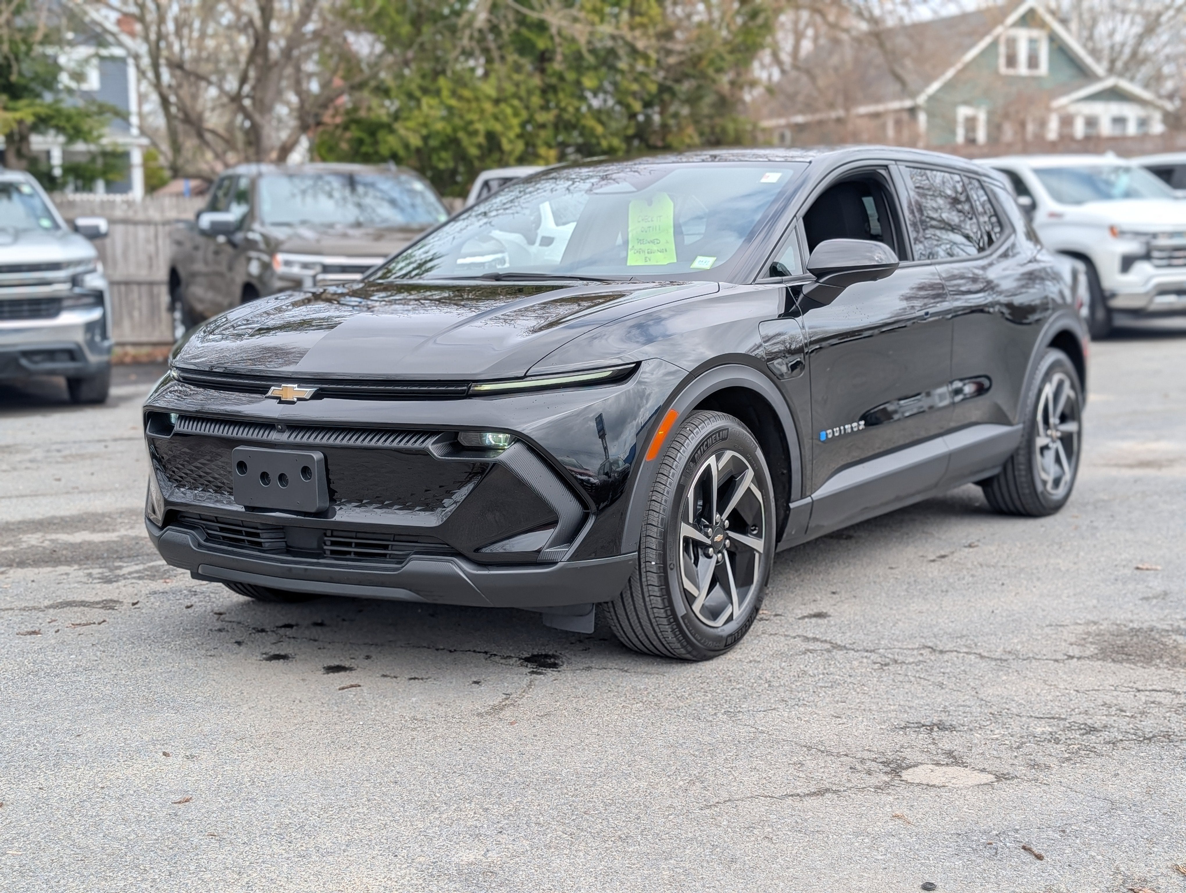 2025 Chevrolet Equinox EV LT