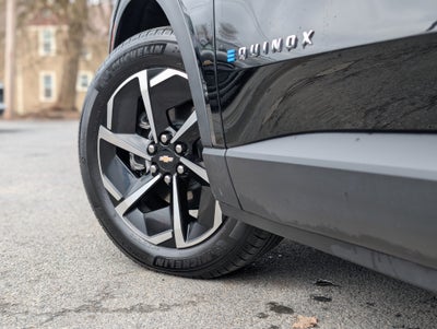 2025 Chevrolet Equinox EV LT