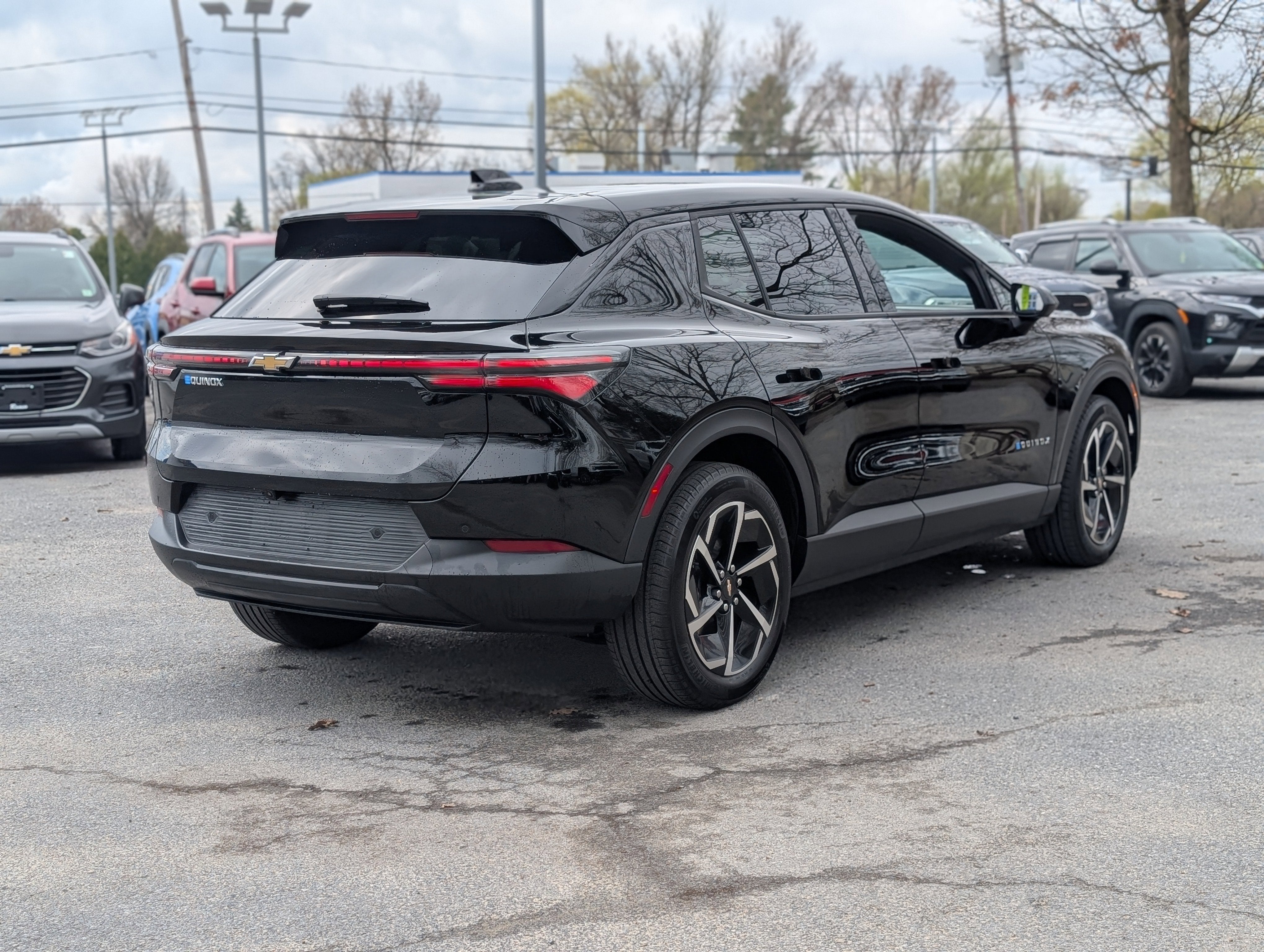 2025 Chevrolet Equinox EV LT