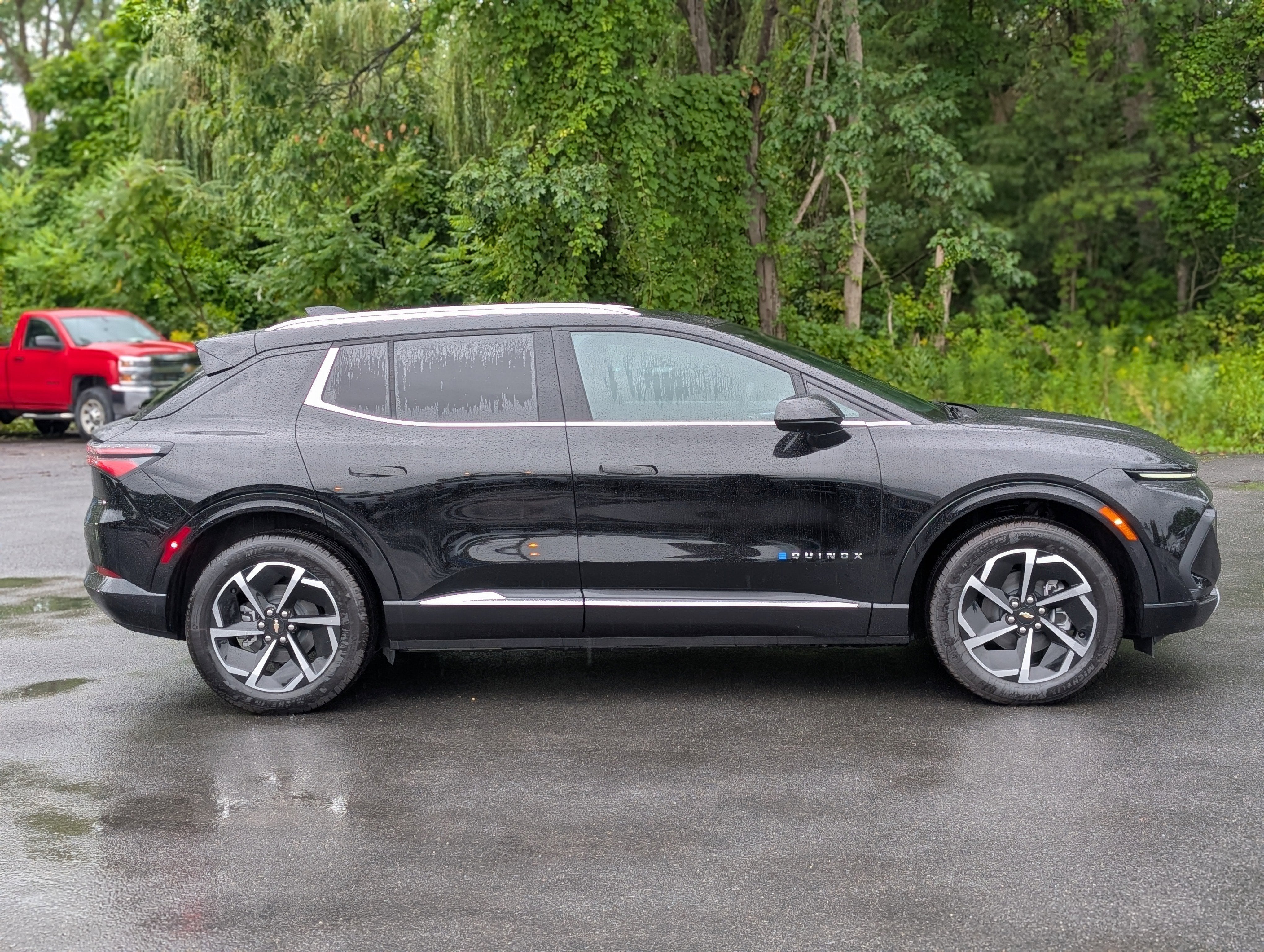 2025 Chevrolet Equinox EV LT
