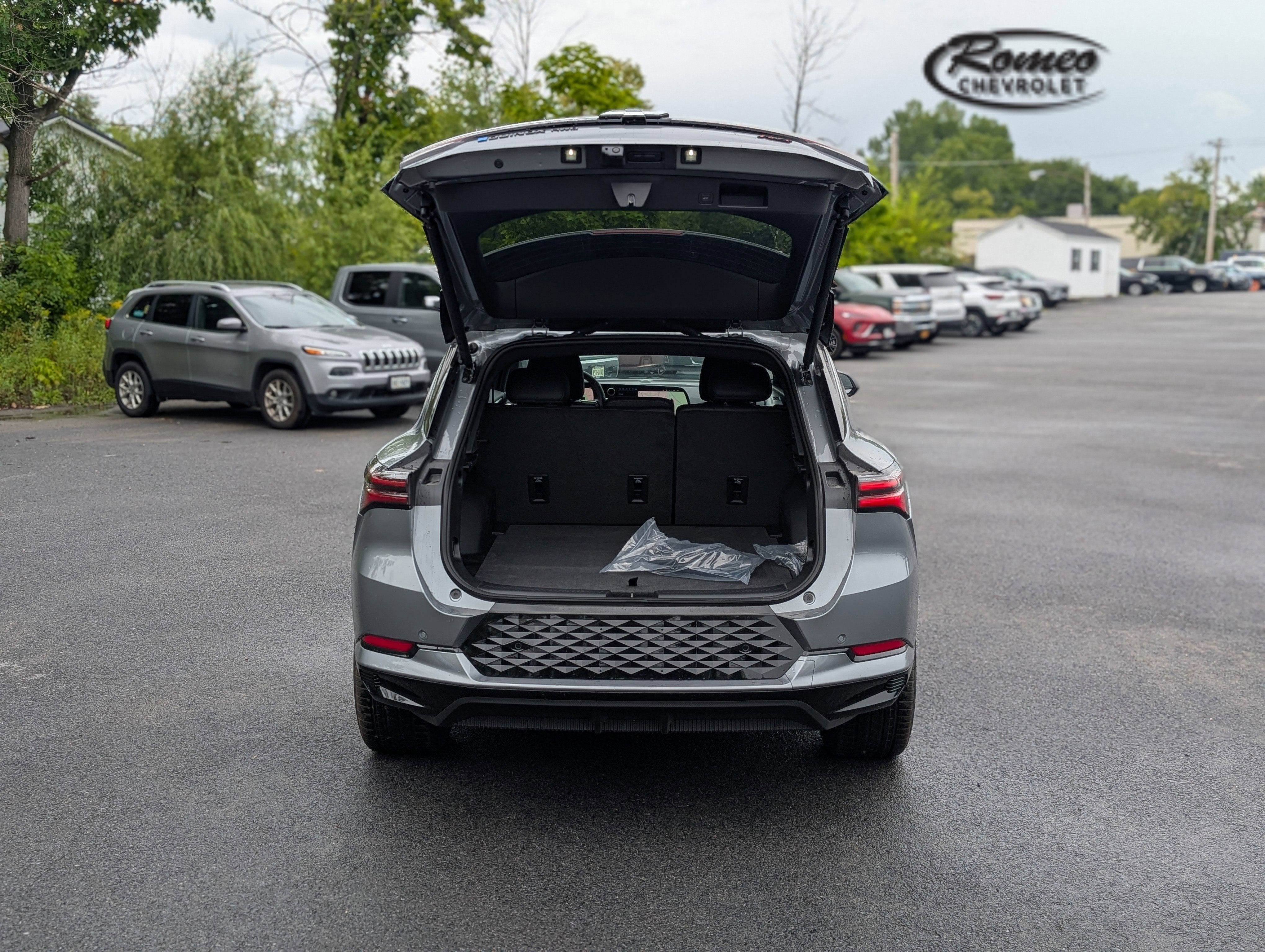 2025 Chevrolet Equinox EV RS