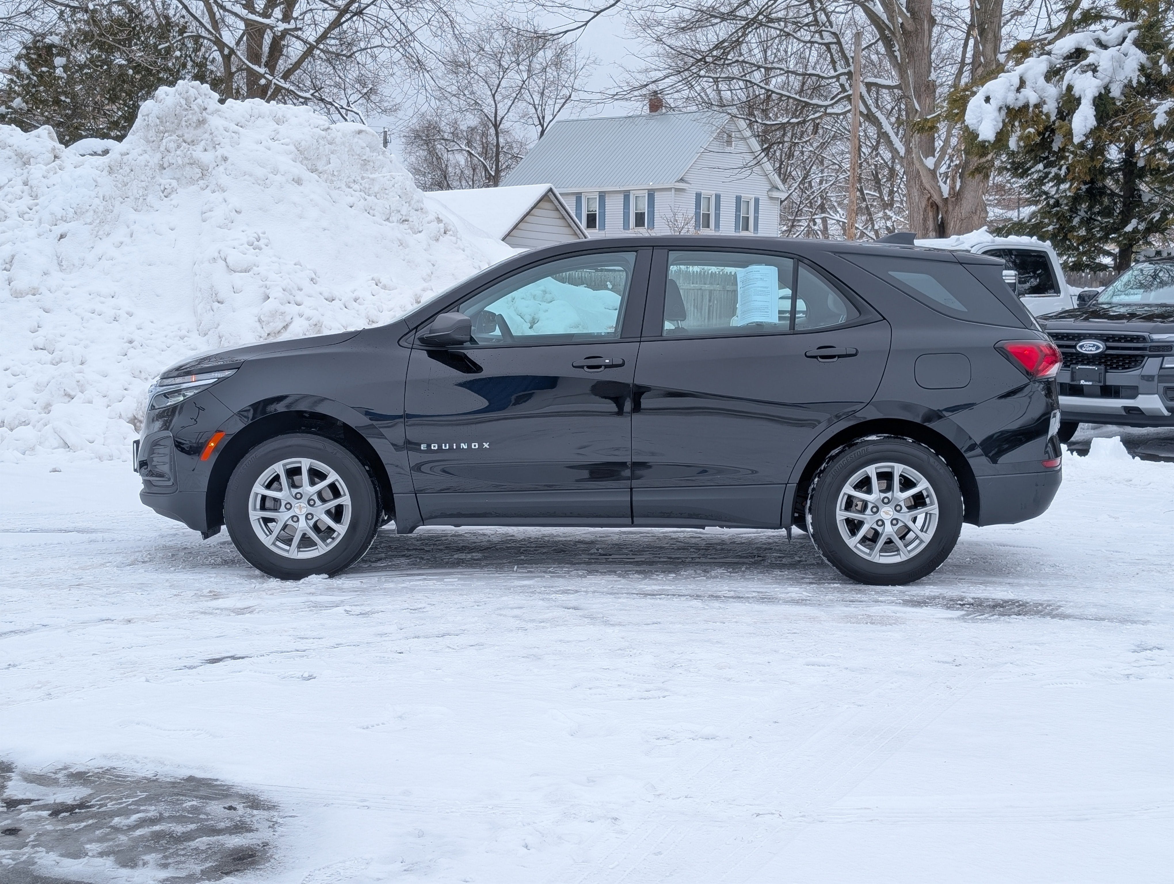 2023 Chevrolet Equinox LS