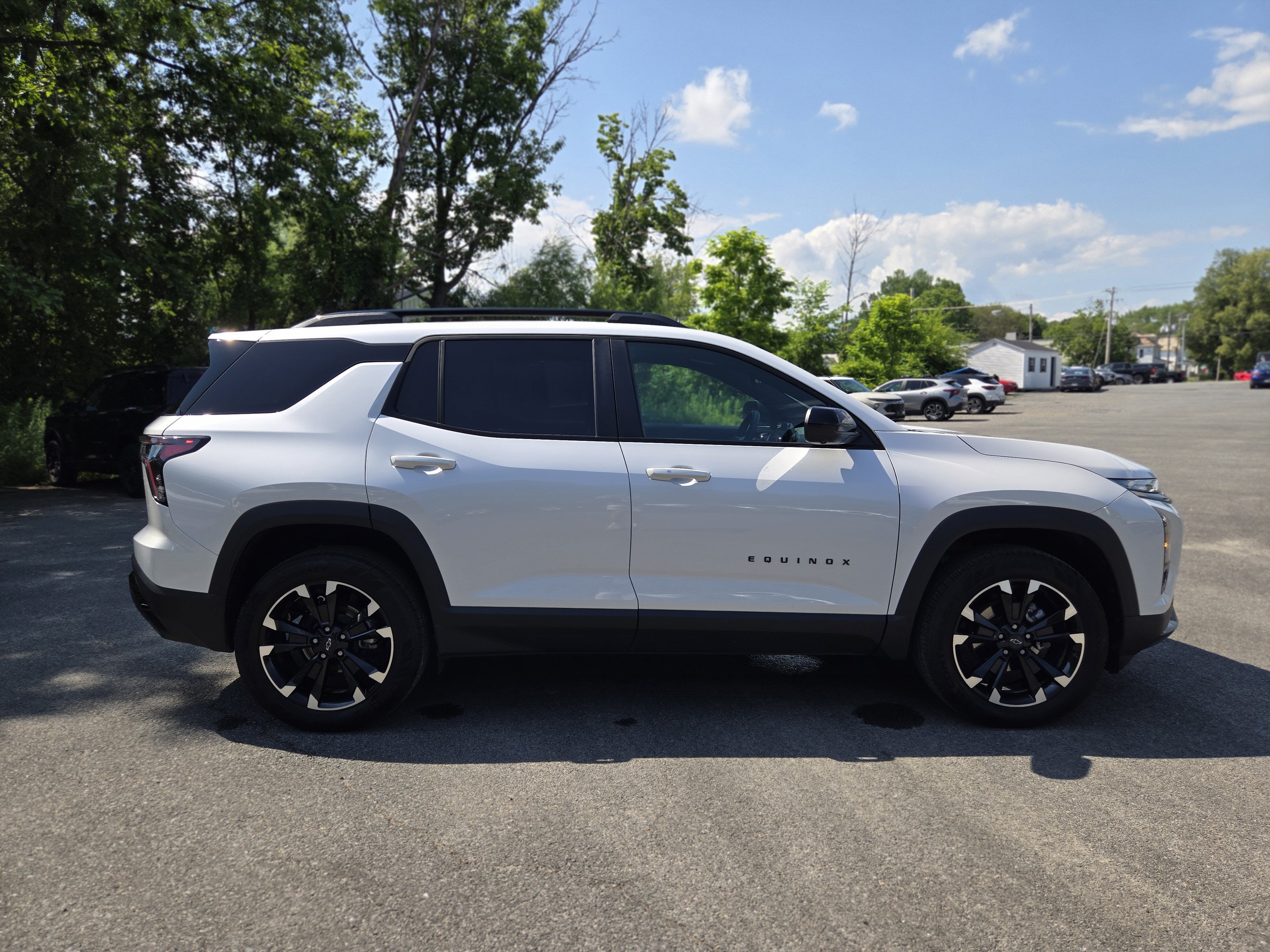 2025 Chevrolet Equinox RS