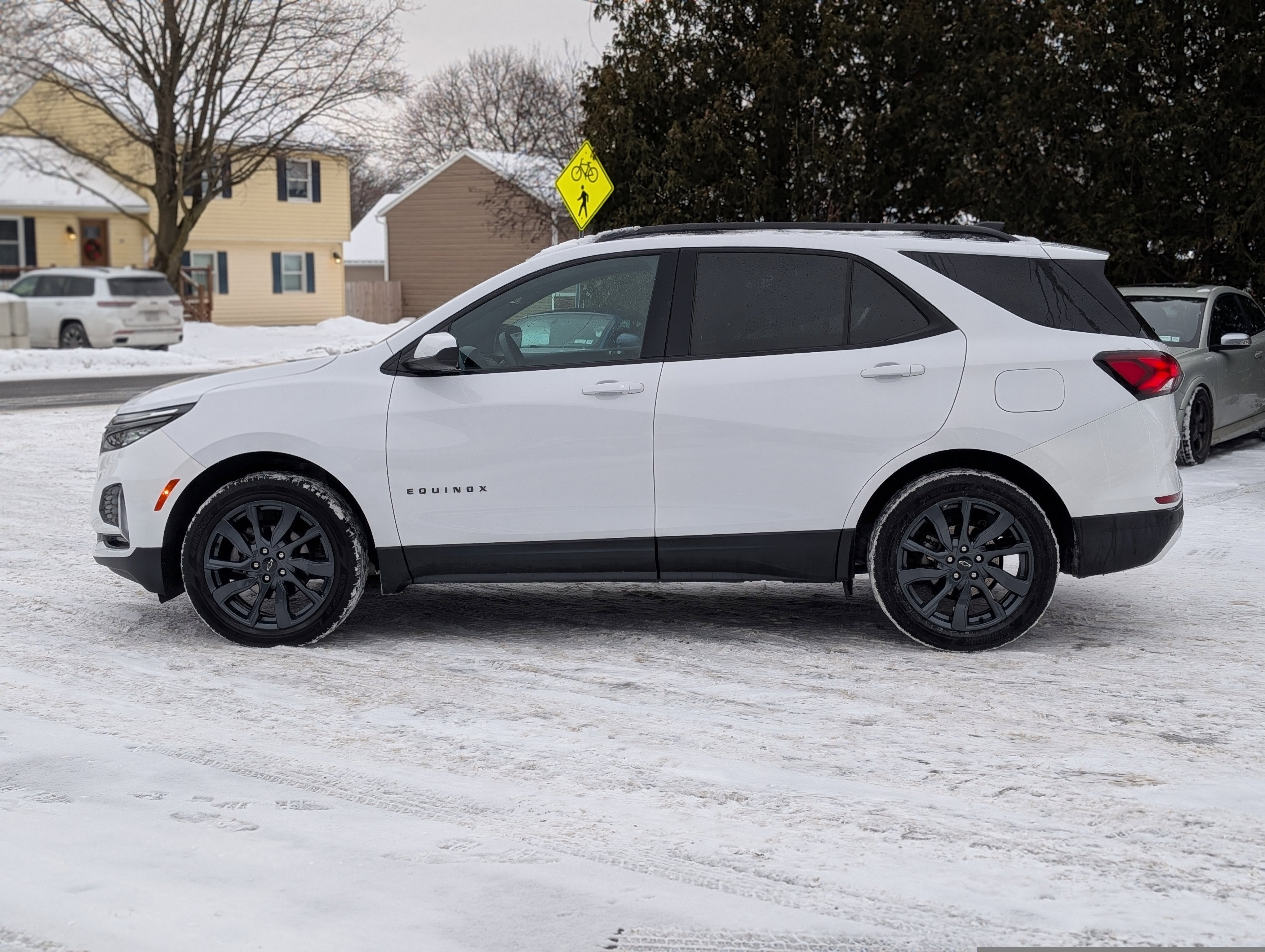 2023 Chevrolet Equinox RS