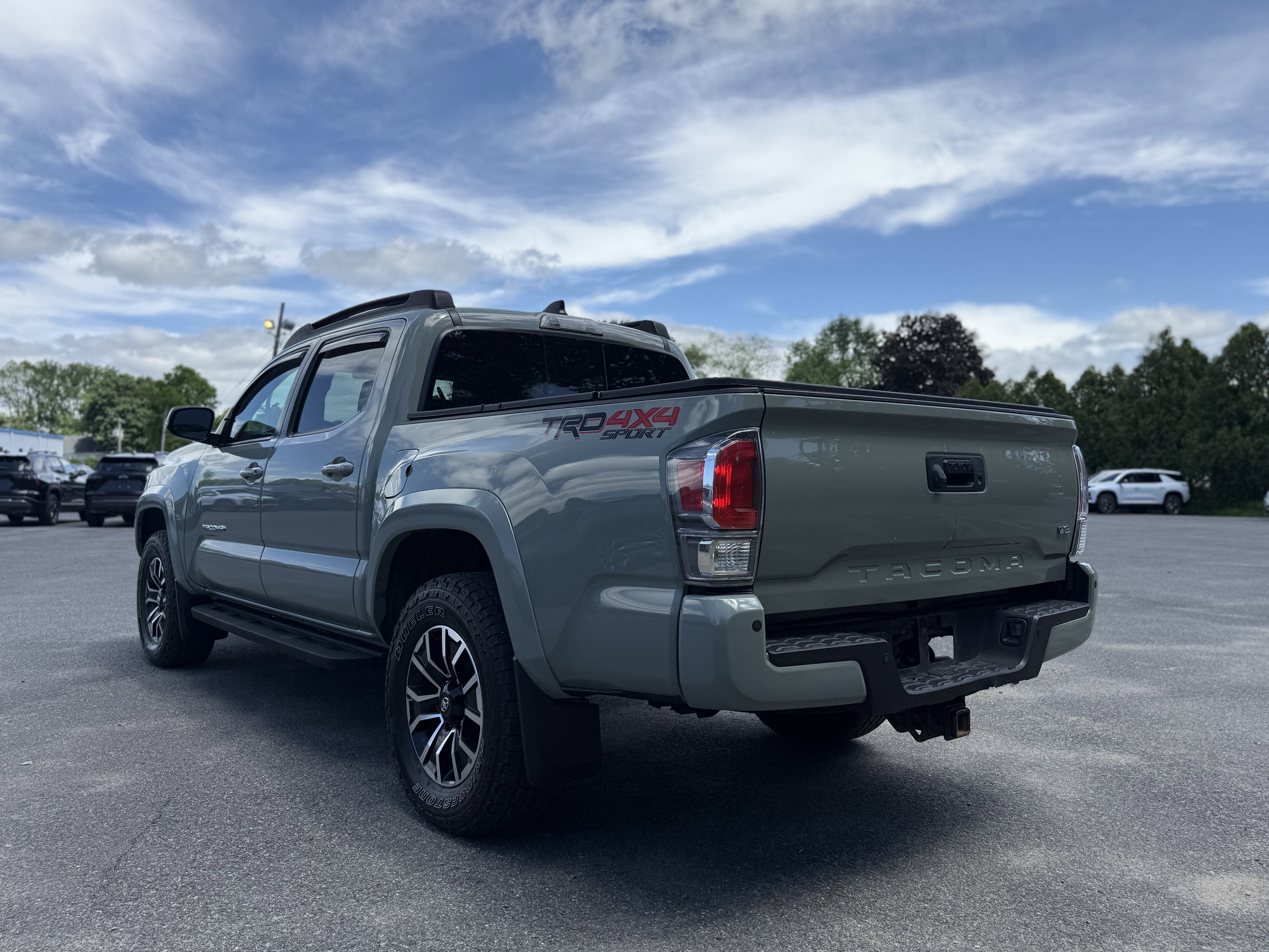 2022 Toyota Tacoma TRD Sport - Photo 10