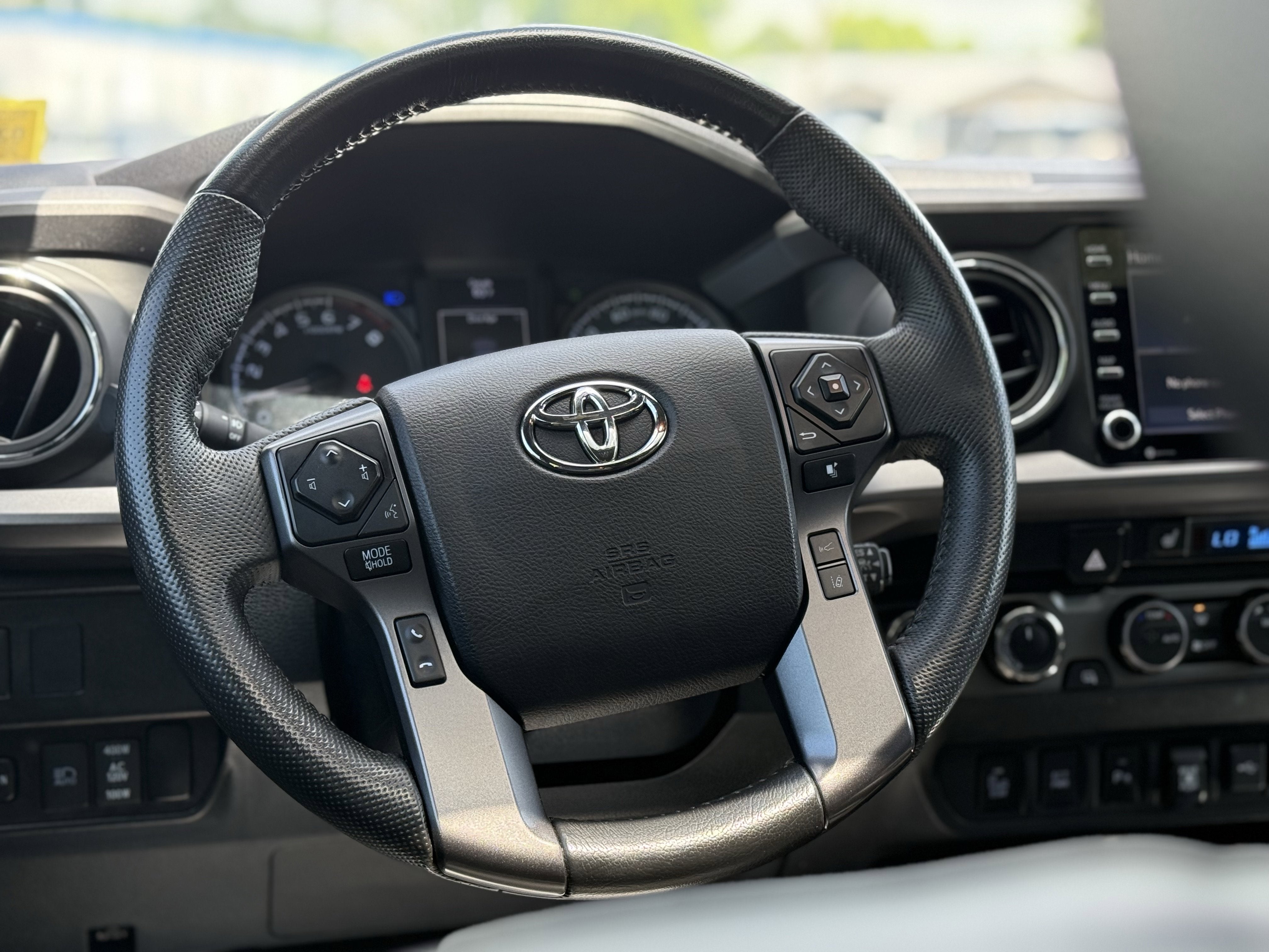 2022 Toyota Tacoma TRD Sport - Photo 17