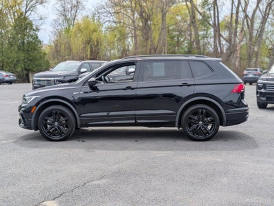 2022 Volkswagen Tiguan 2.0T SE R-Line Black