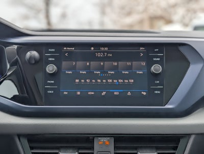 2022 Volkswagen Taos SE