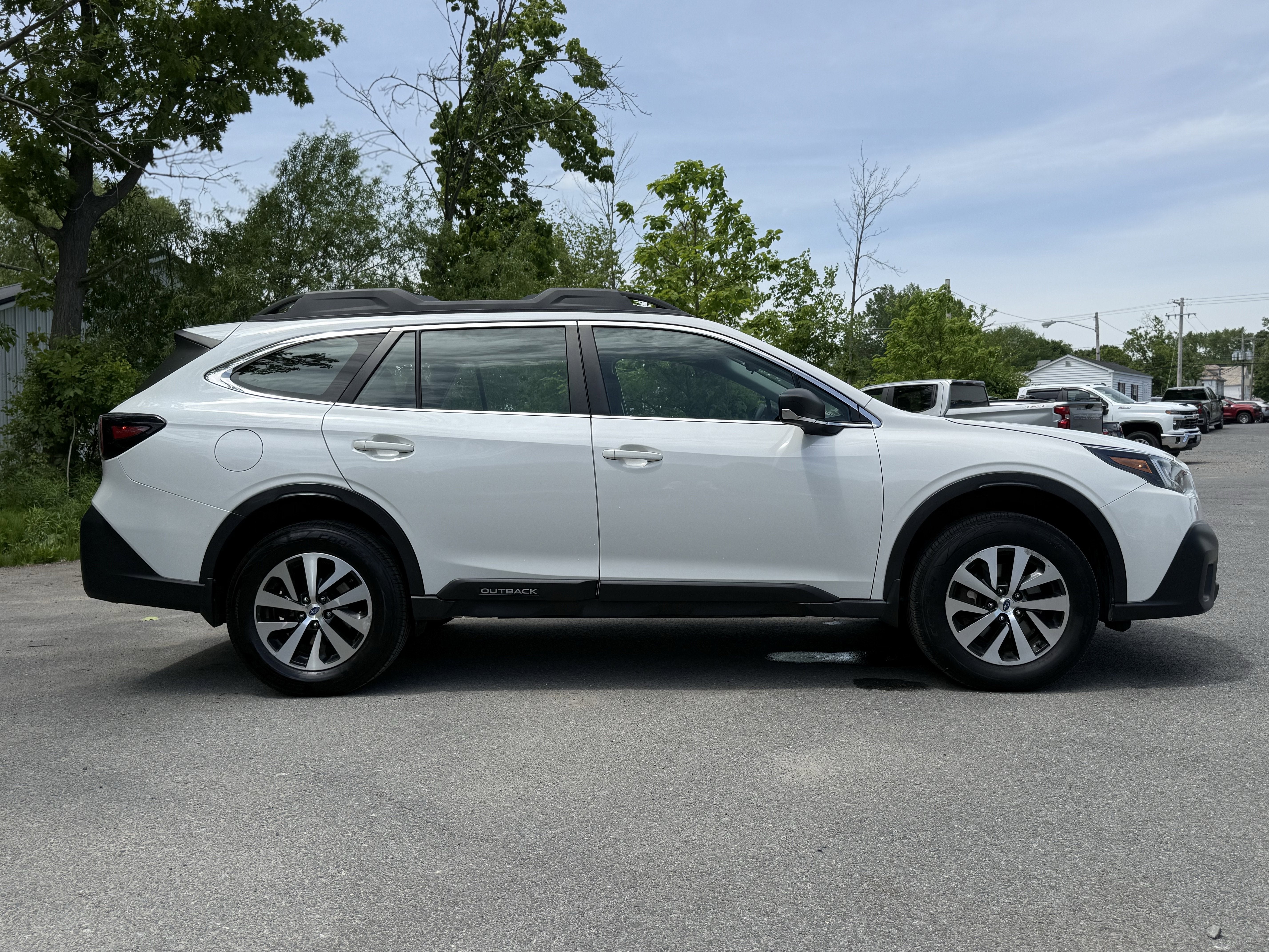 2020 Subaru Outback Base