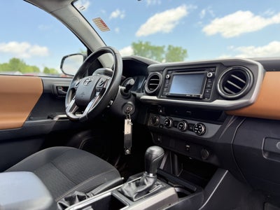 2018 Toyota Tacoma SR5