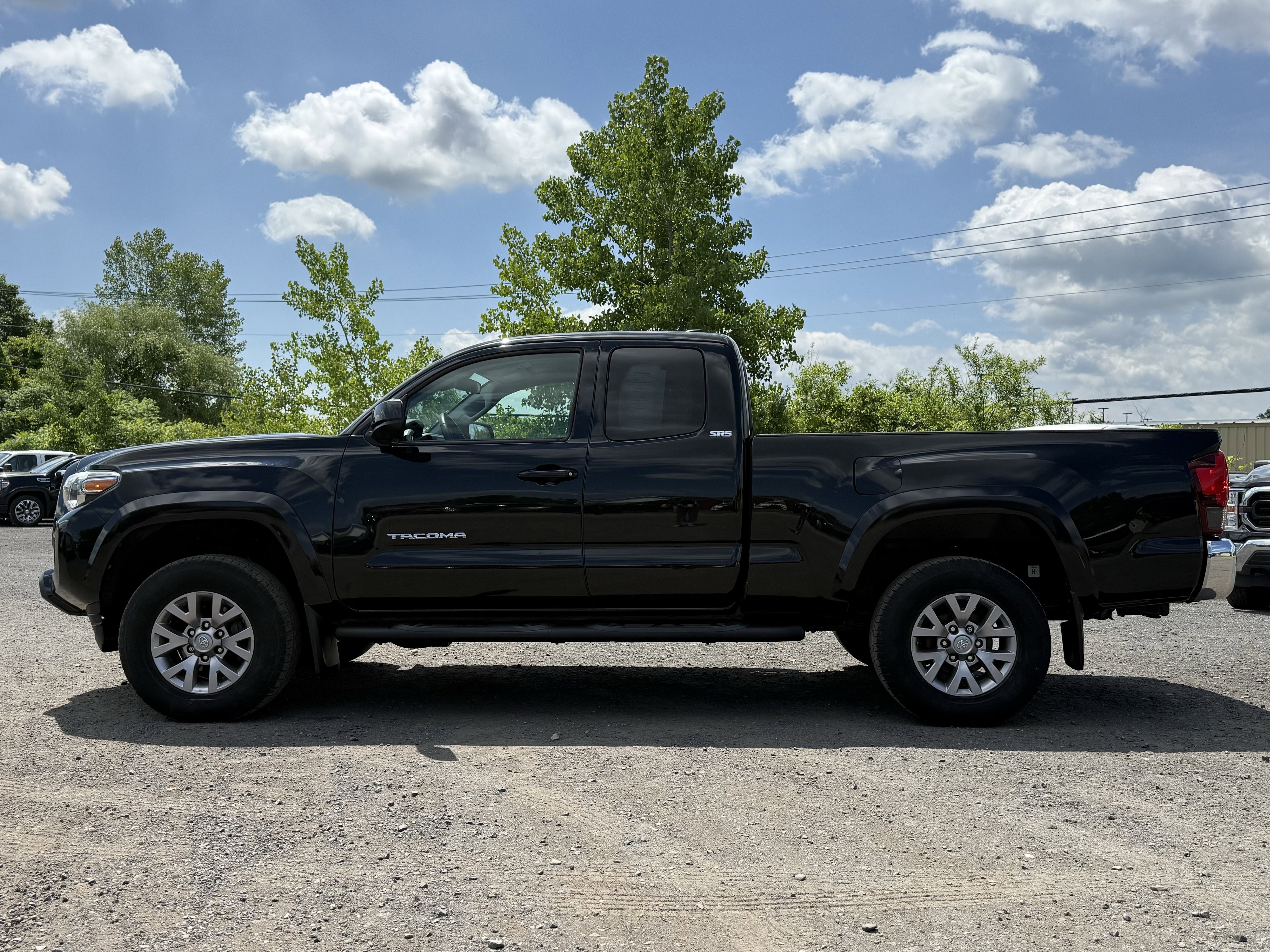 2018 Toyota Tacoma SR5