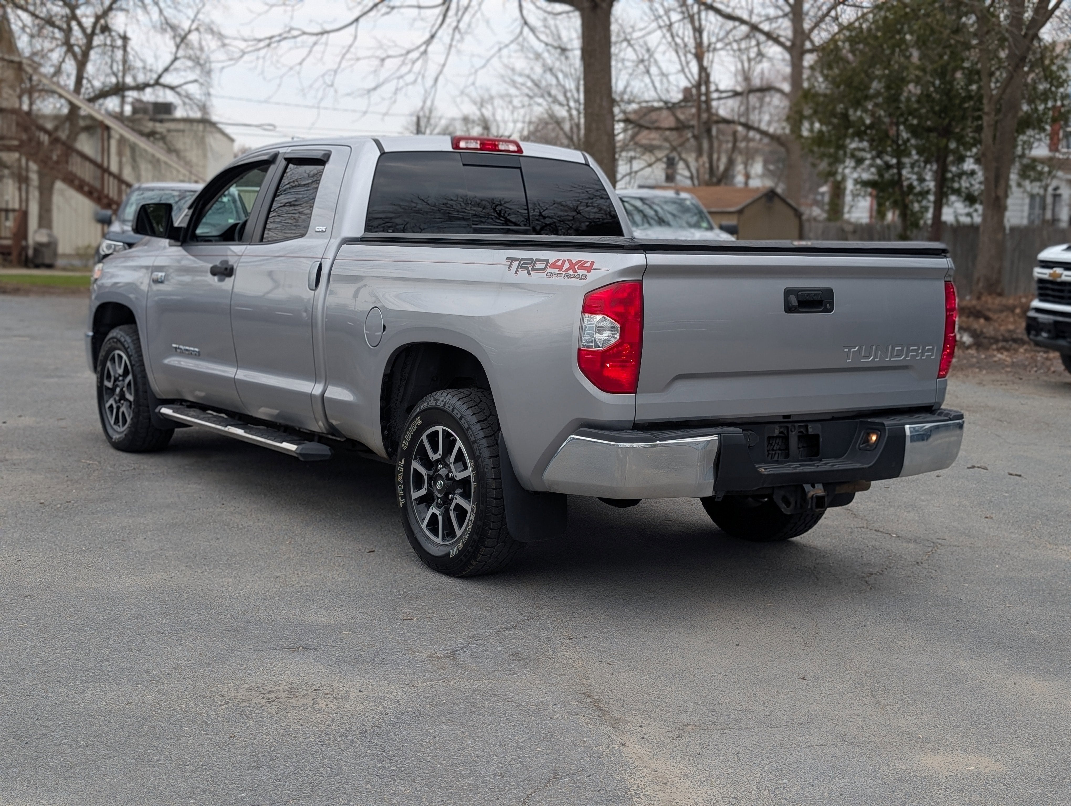 2018 Toyota Tundra SR5 5.7L V8