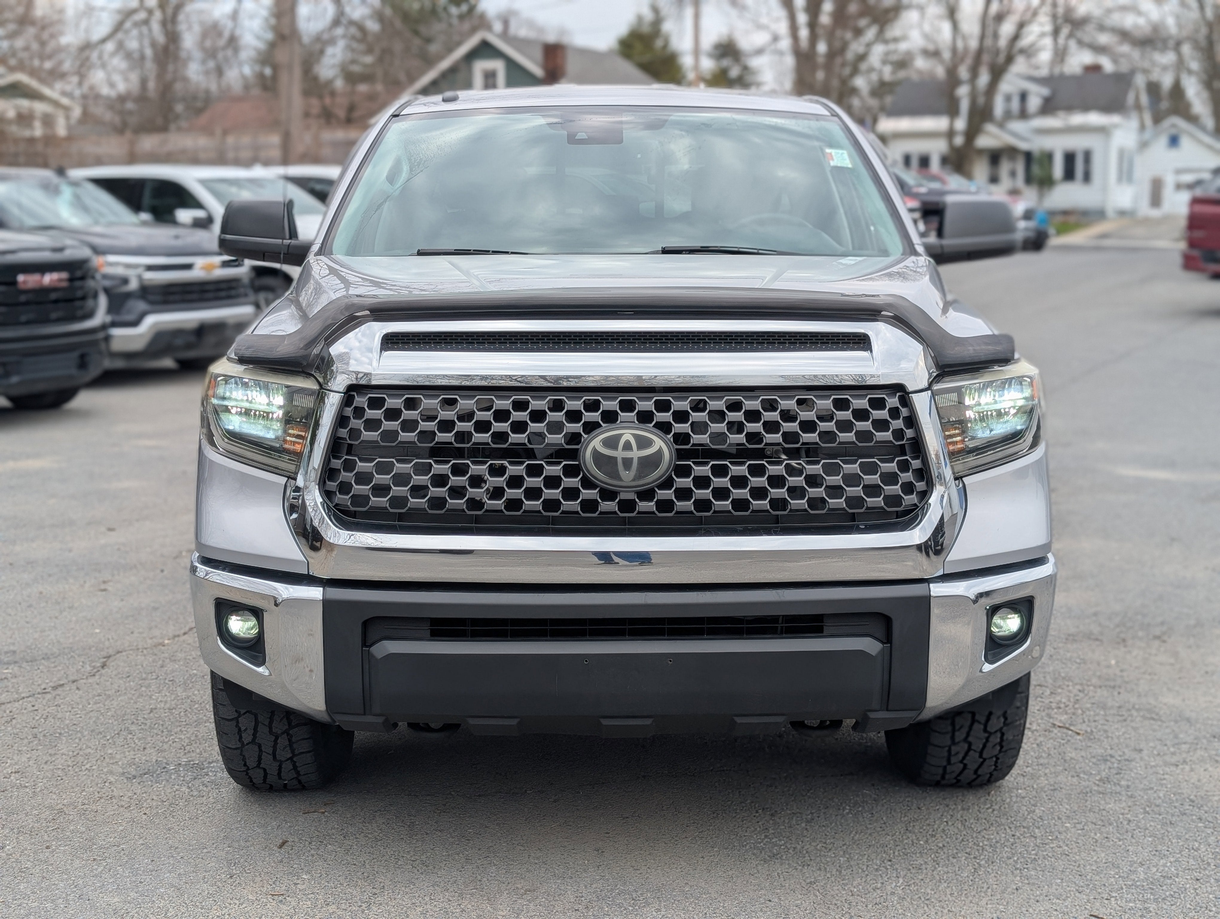 2018 Toyota Tundra SR5 5.7L V8