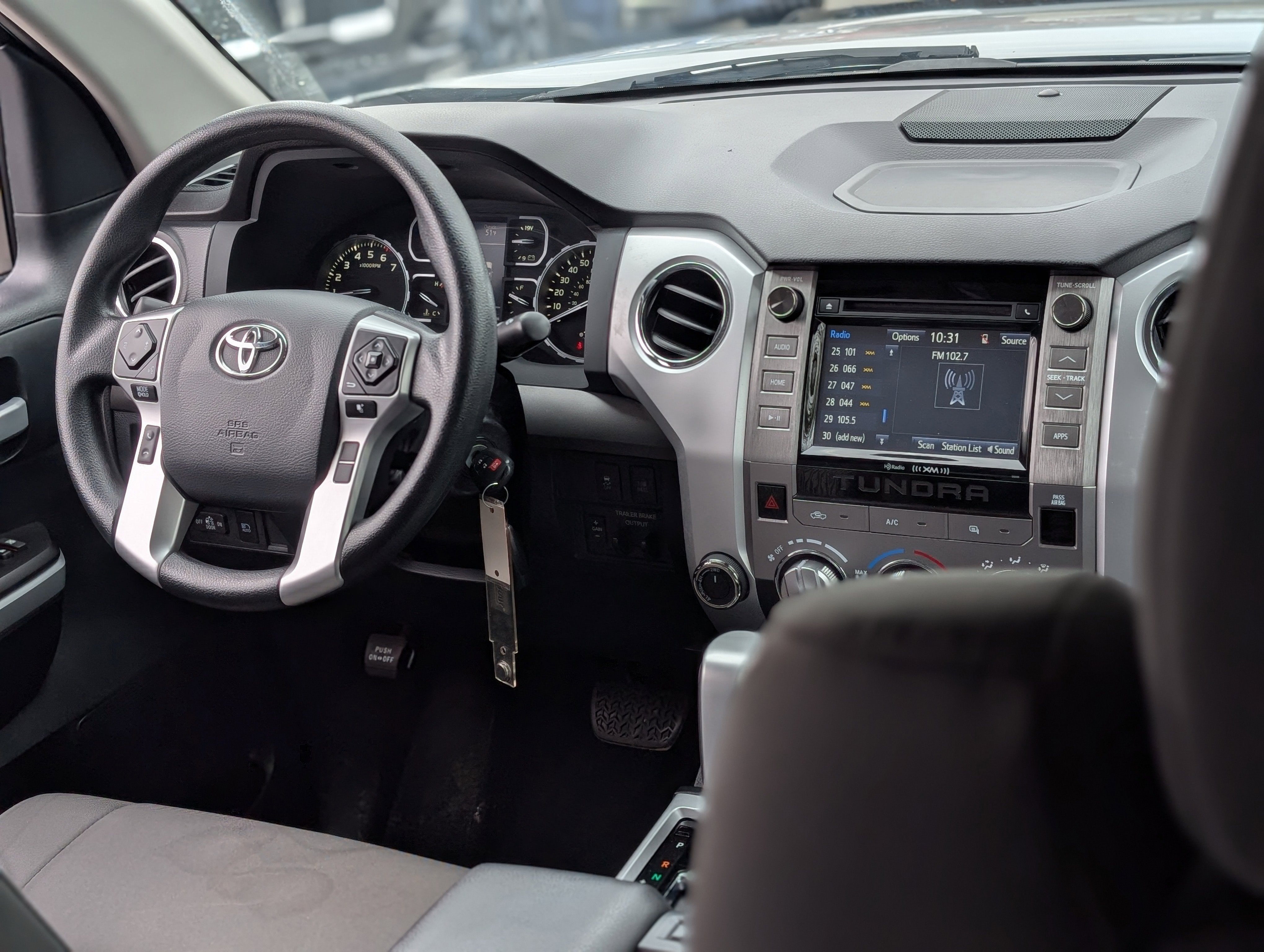2018 Toyota Tundra SR5 5.7L V8