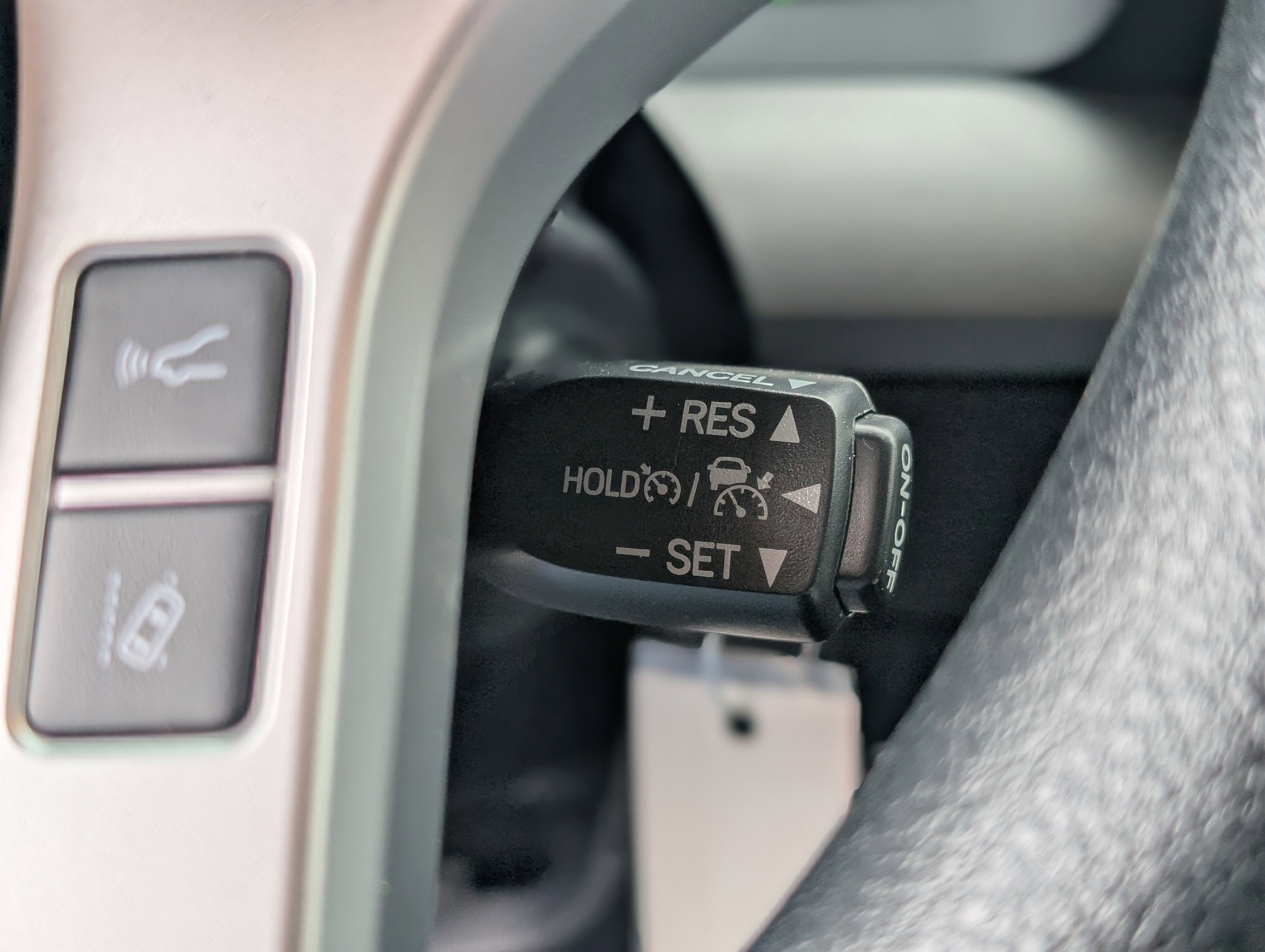 2018 Toyota Tundra SR5 5.7L V8