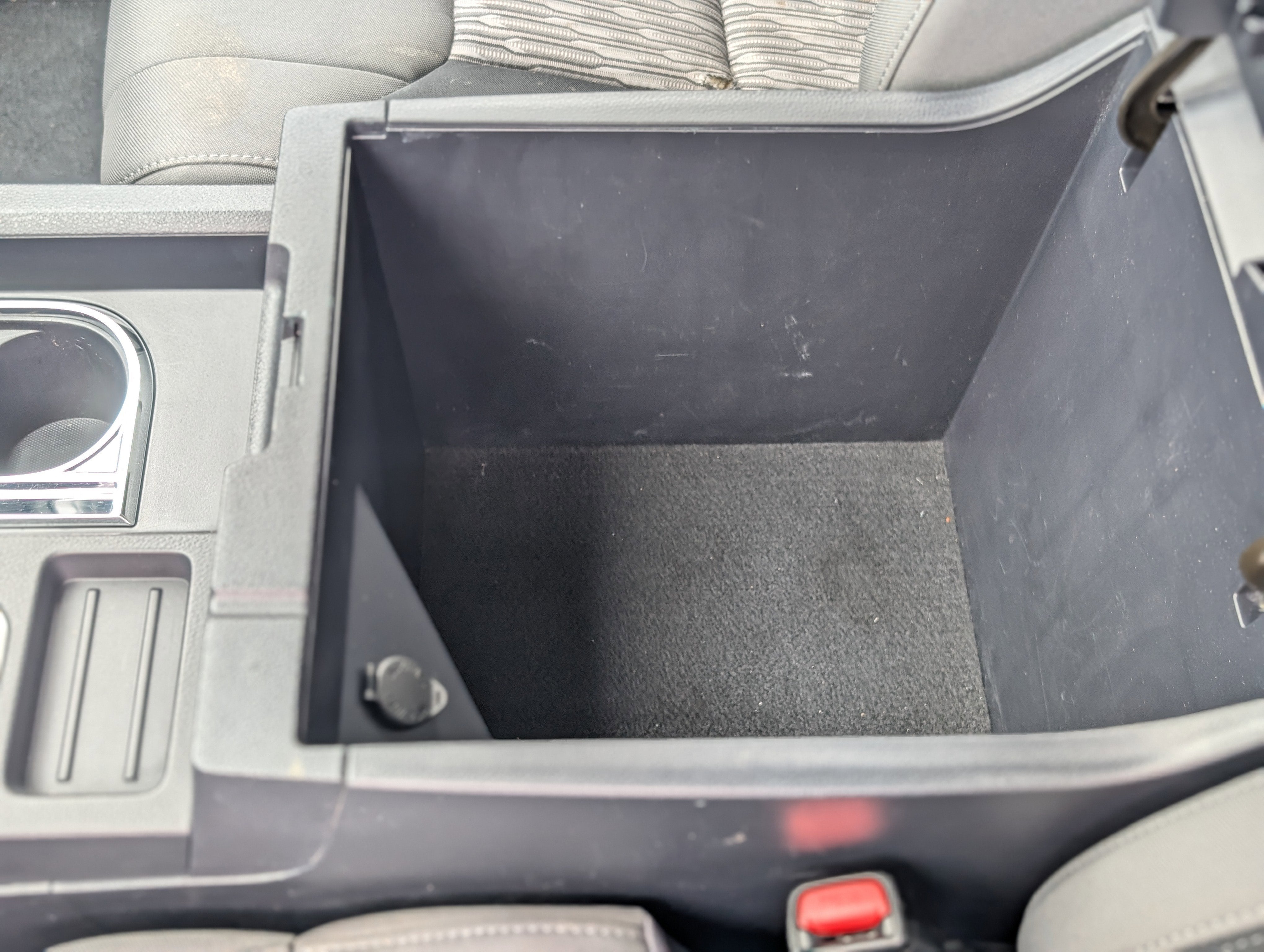 2018 Toyota Tundra SR5 5.7L V8