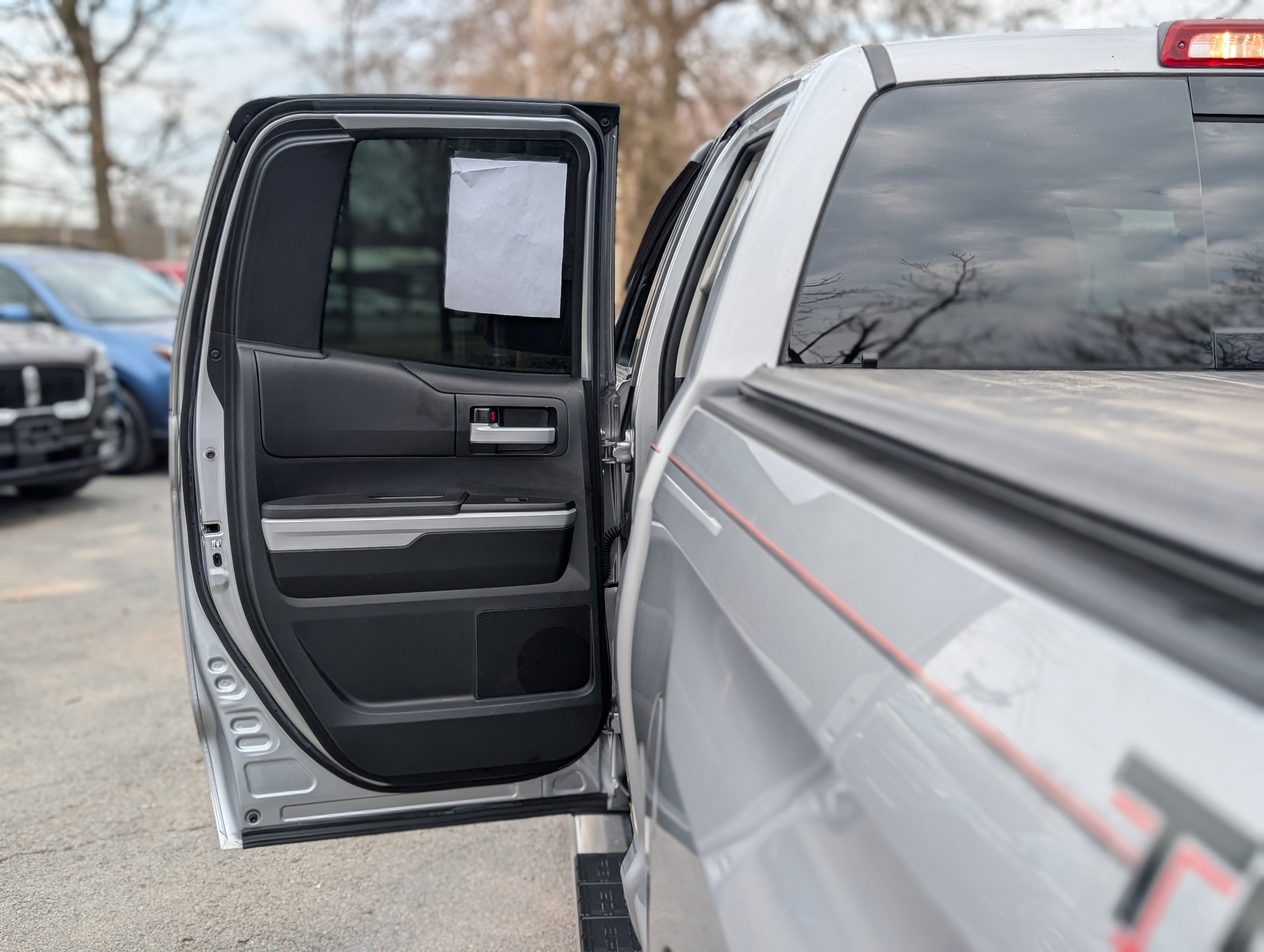 2018 Toyota Tundra SR5 5.7L V8