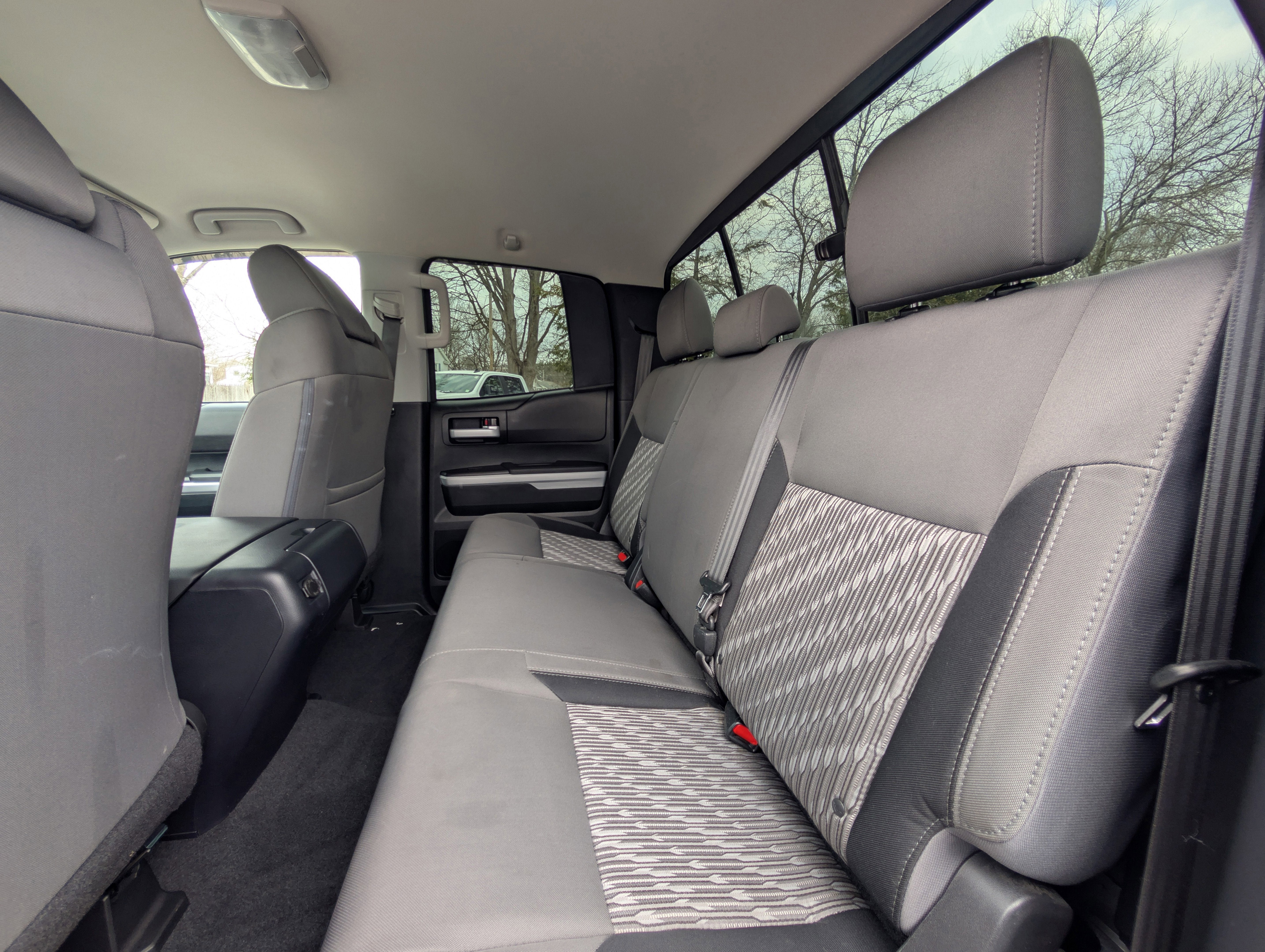 2018 Toyota Tundra SR5 5.7L V8