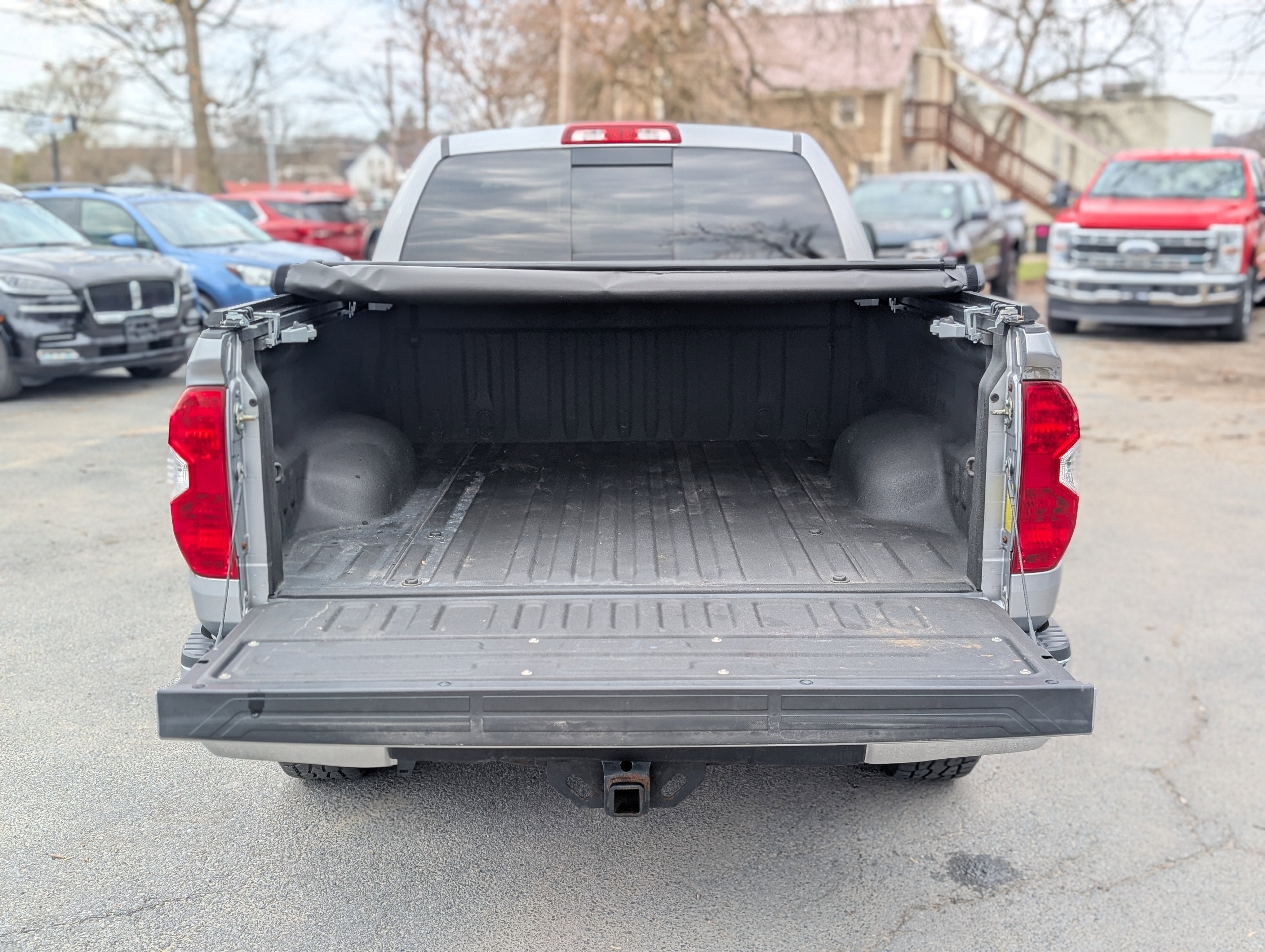 2018 Toyota Tundra SR5 5.7L V8