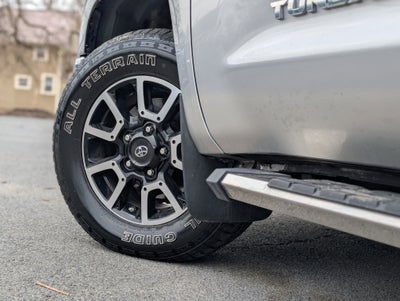 2018 Toyota Tundra SR5 5.7L V8