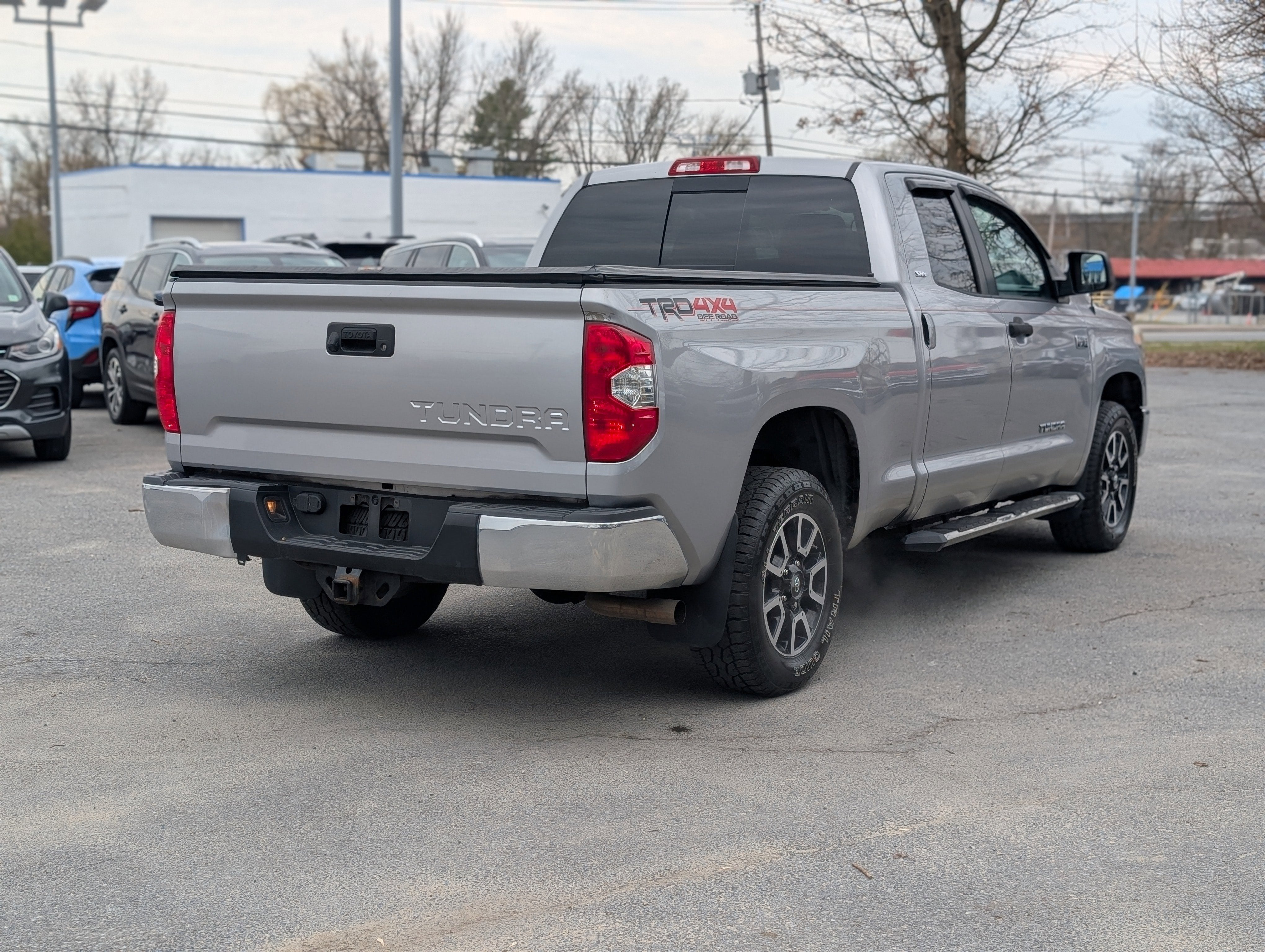 2018 Toyota Tundra SR5 5.7L V8